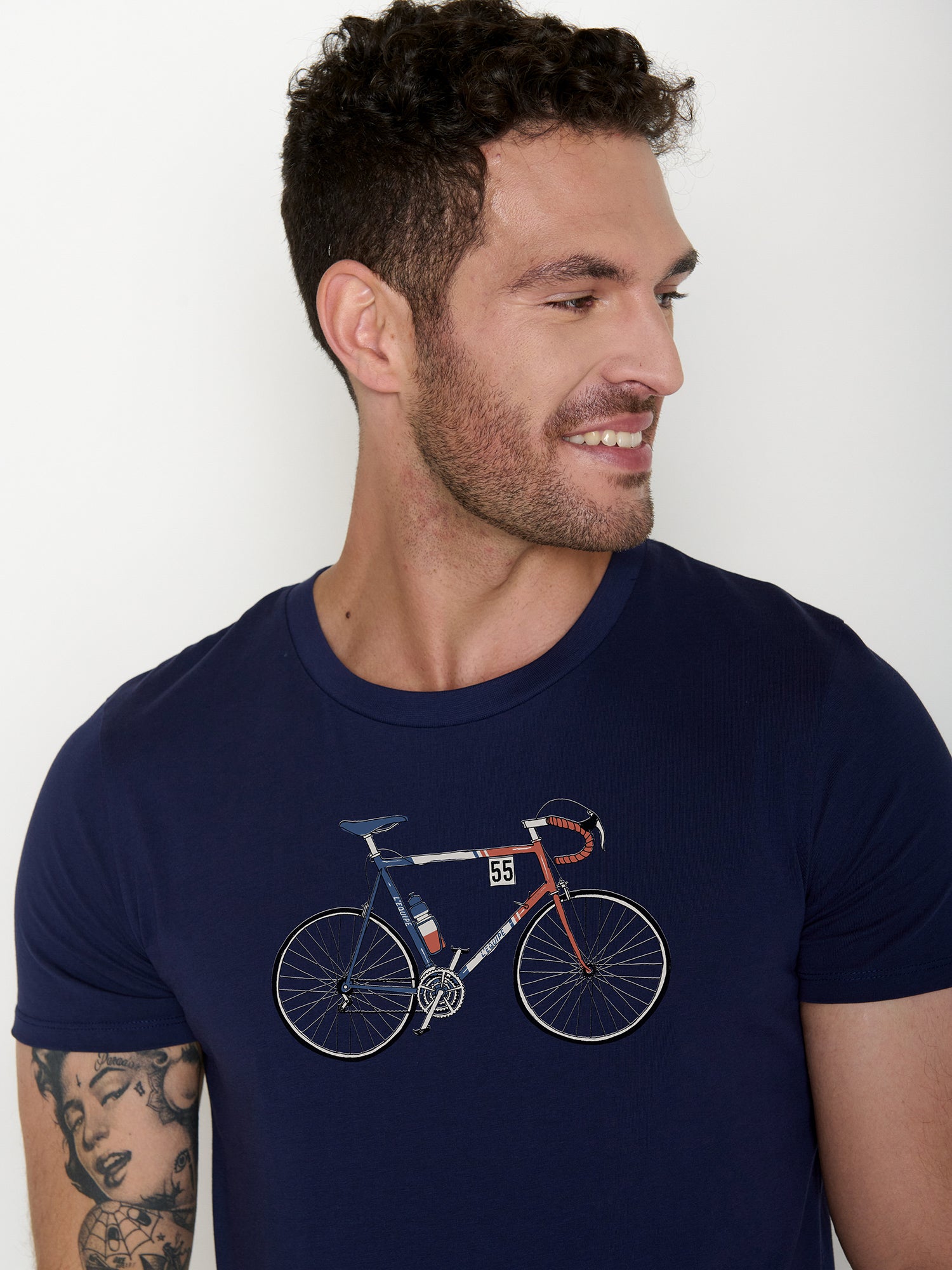 Navy: Sportliches T-Shirt aus Bio-Baumwolle für Herren [22066]