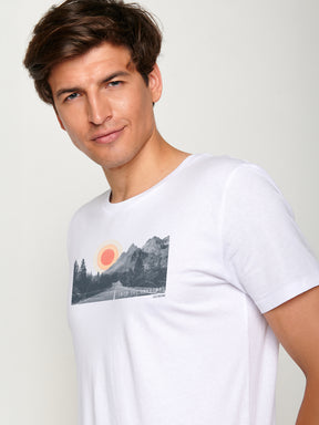 White: Sportliches T-Shirt aus Bio-Baumwolle für Herren [22087]