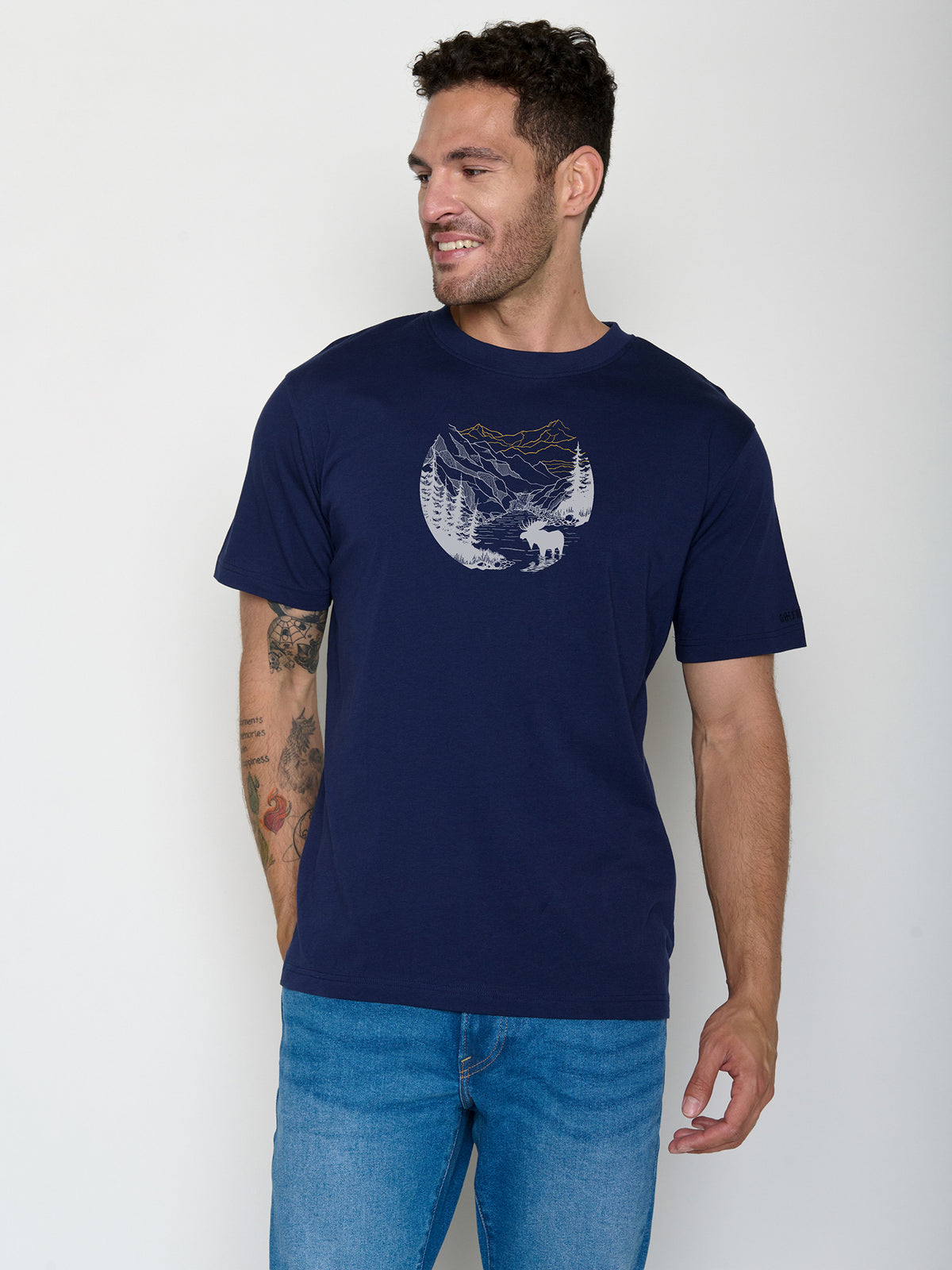 Navy: Lässiges Oversize-T-Shirt aus Bio-Baumwolle für Herren [22098]