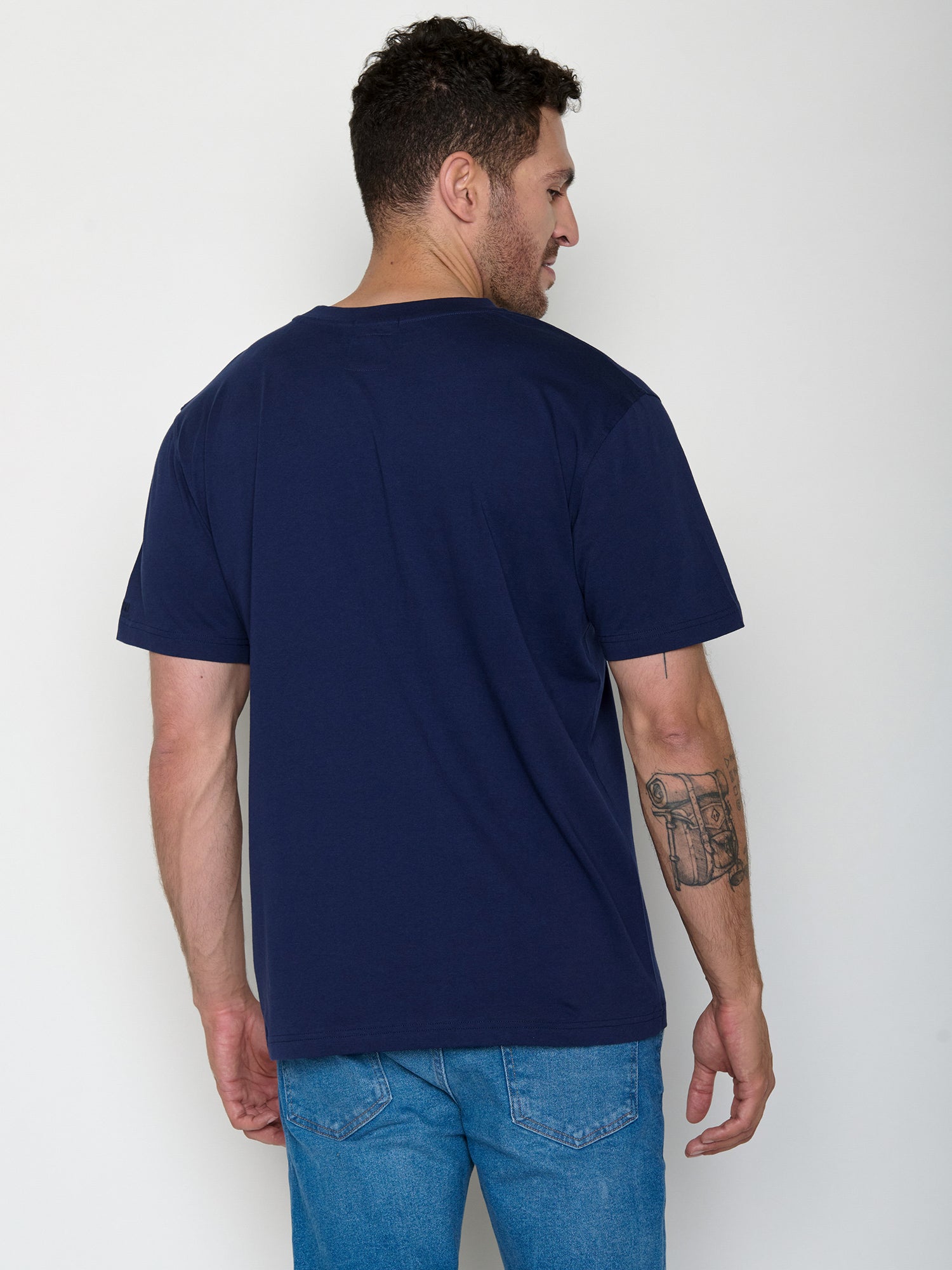 Navy: Lässiges Oversize-T-Shirt aus Bio-Baumwolle für Herren [22130]