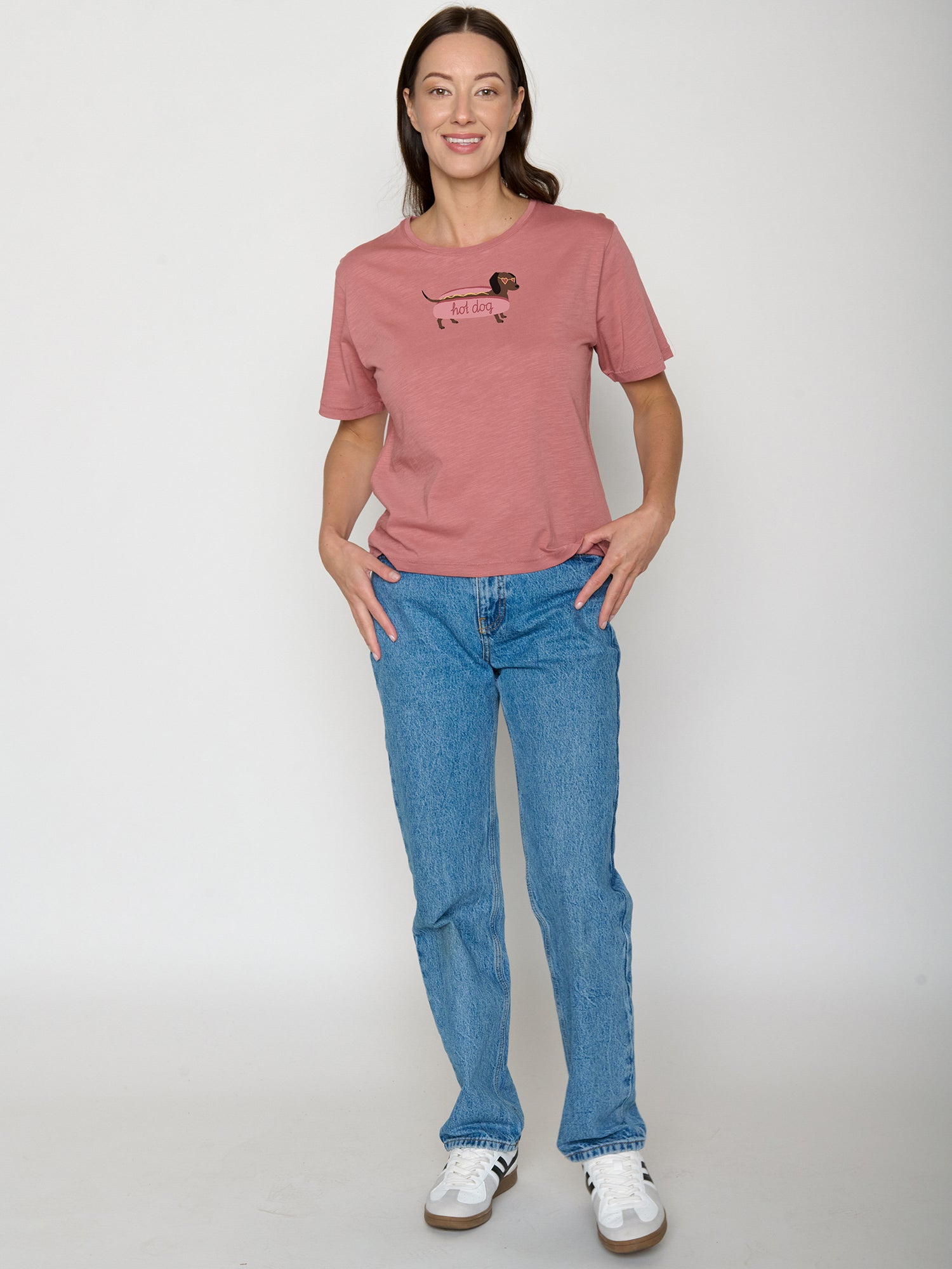 Dark Rose: Kastiges T-Shirt aus Bio-Baumwolle für Damen [22261]