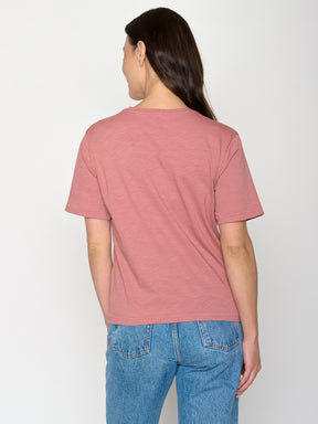 Dark Rose: Kastiges T-Shirt aus Bio-Baumwolle für Damen [22262]