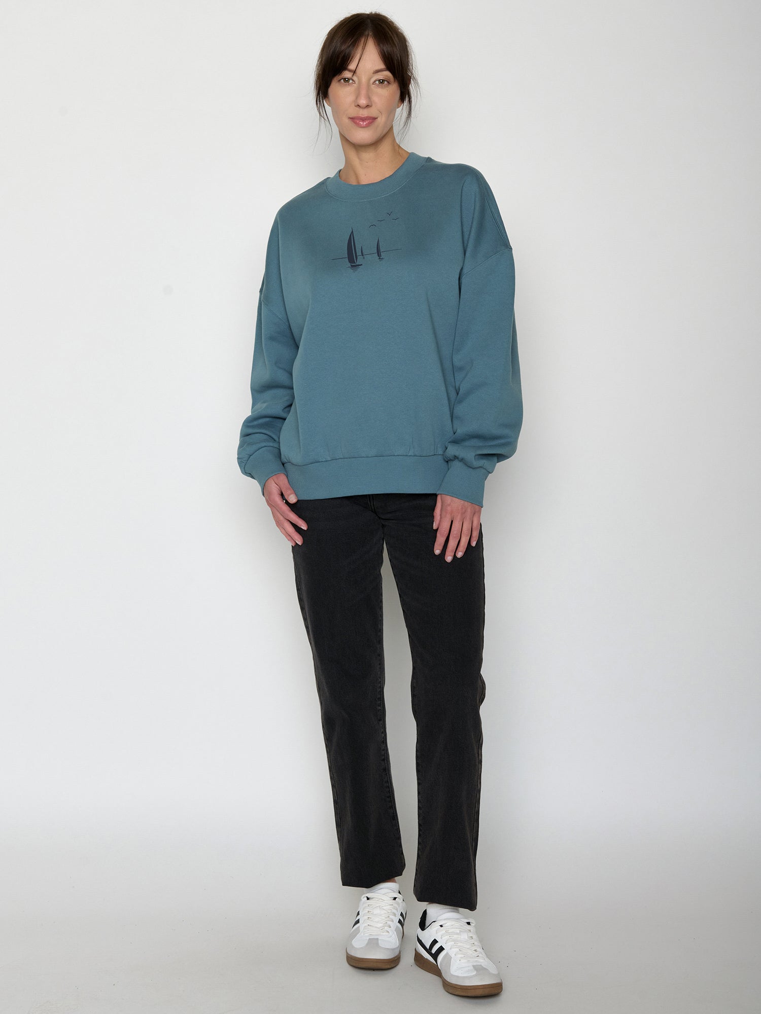 Vintage Blue: Lässiges Sweatshirt aus Bio-Baumwolle für Damen [22329]