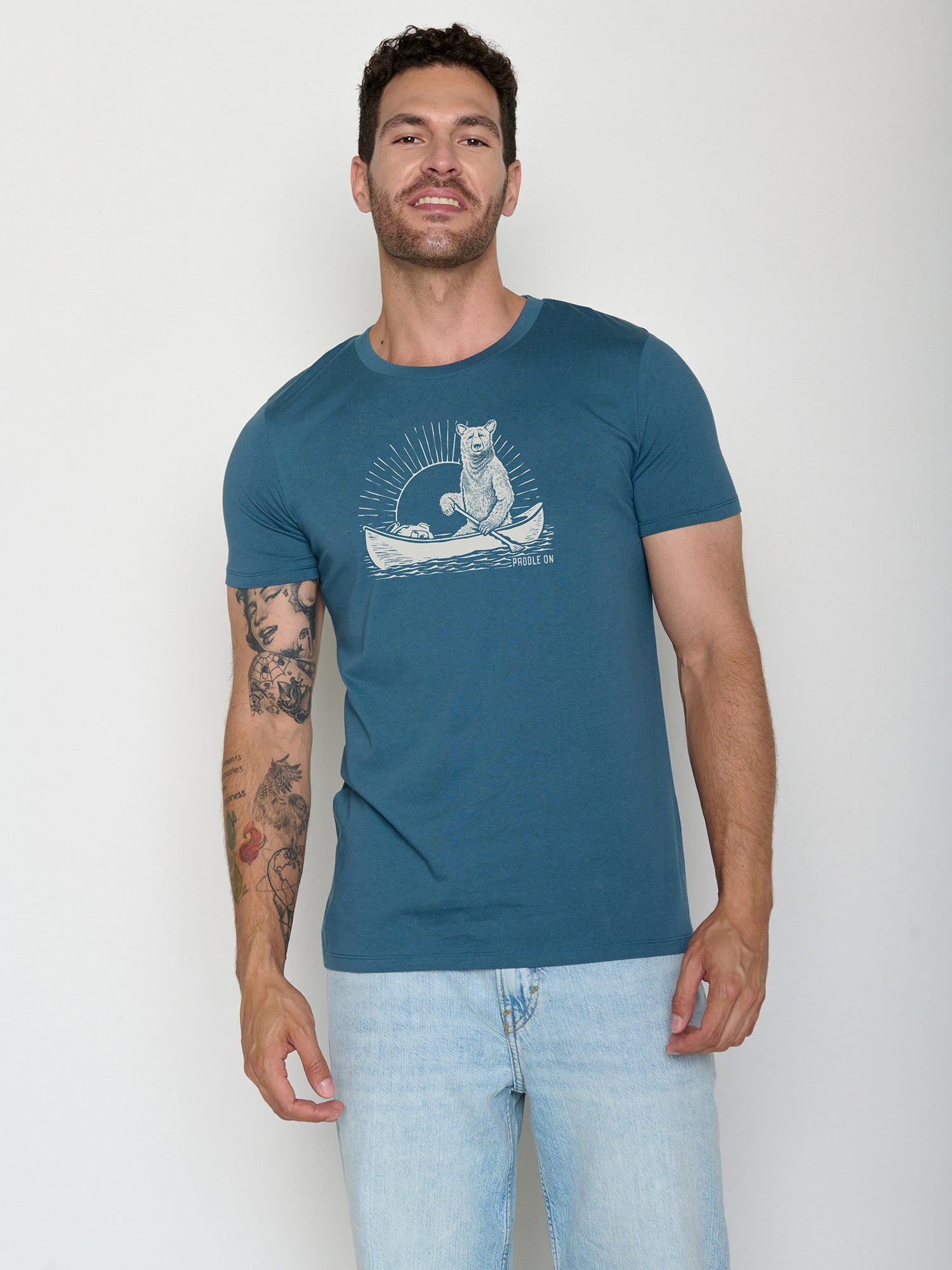 Tidal Blue: Sportliches T-Shirt aus Bio-Baumwolle für Herren [22379]