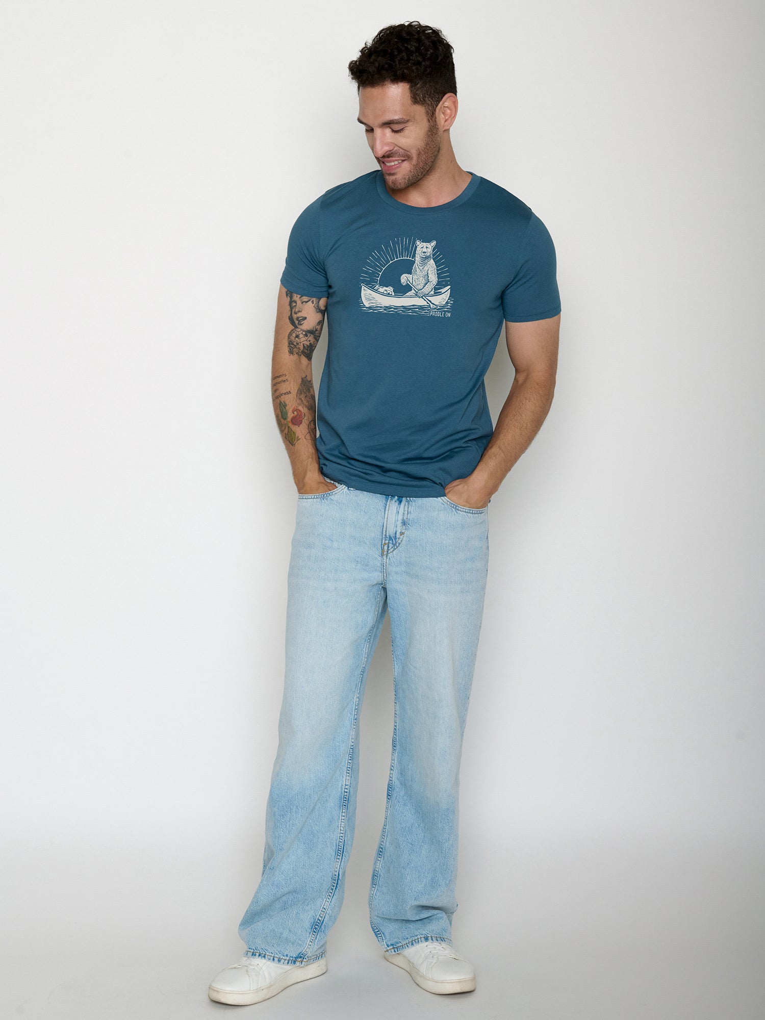 Tidal Blue: Sportliches T-Shirt aus Bio-Baumwolle für Herren [22381]