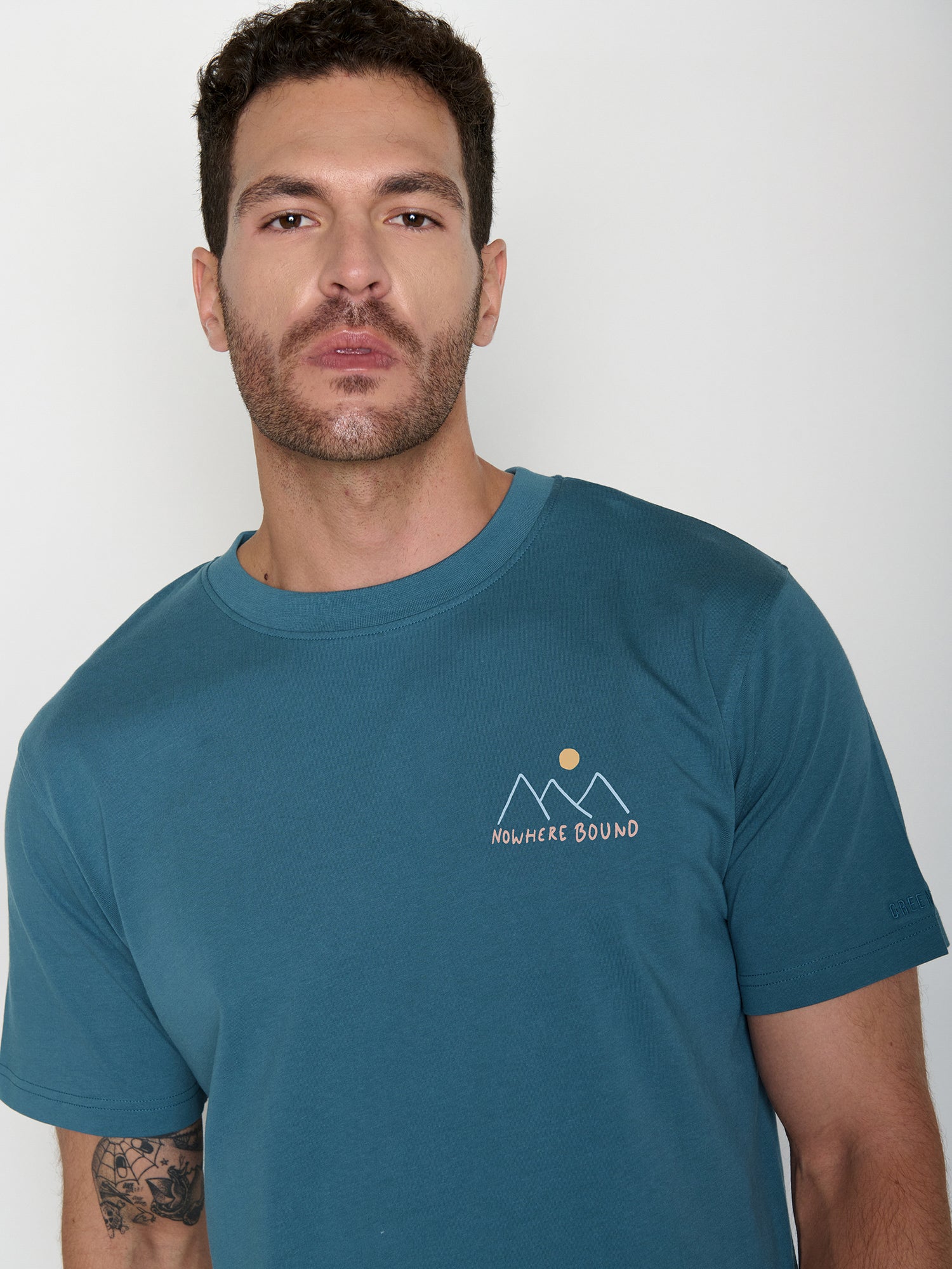 Tidal Blue: Lässiges Oversize-T-Shirt aus Bio-Baumwolle für Herren [22437]
