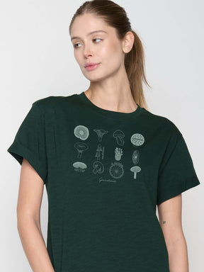 Dark Forest: Lässiges T-Shirt aus Bio-Baumwolle für Damen [22786]