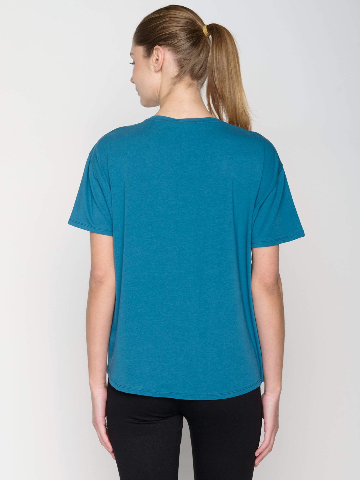 Blau:  Lässiges T-Shirt aus Bio-Baumwoll Mix für Damen [22826]
