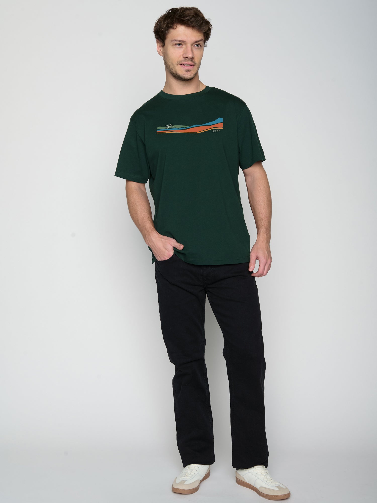 Dark Forest: Lässiges Oversize-T-Shirt aus Bio-Baumwolle für Herren [22851]