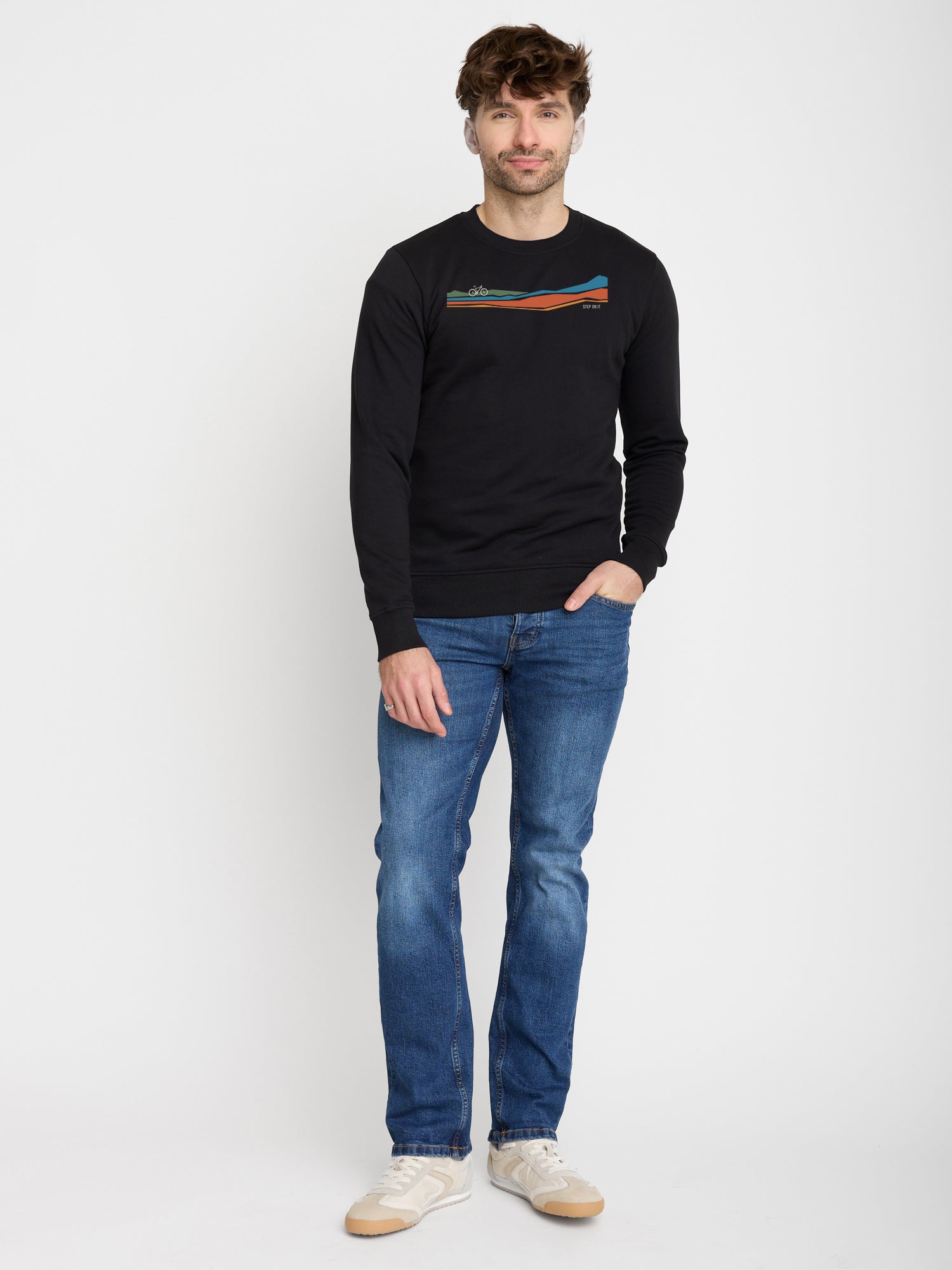 Black: Gemütliches Sweatshirt aus Bio-Baumwolle für Herren [22858]