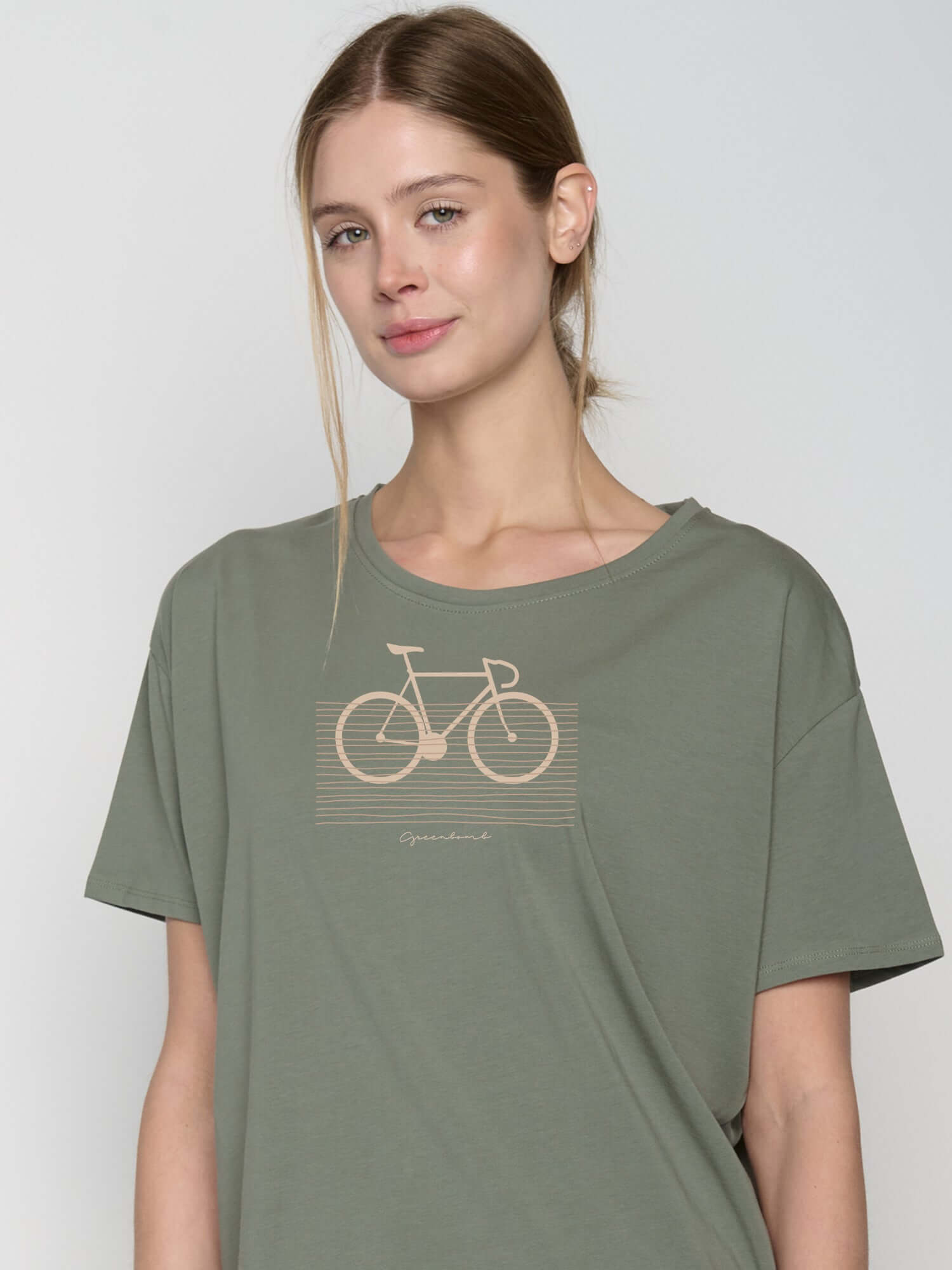 Olive: Lässiges T-Shirt aus Bio-Baumwoll-Mix für Damen [22860]