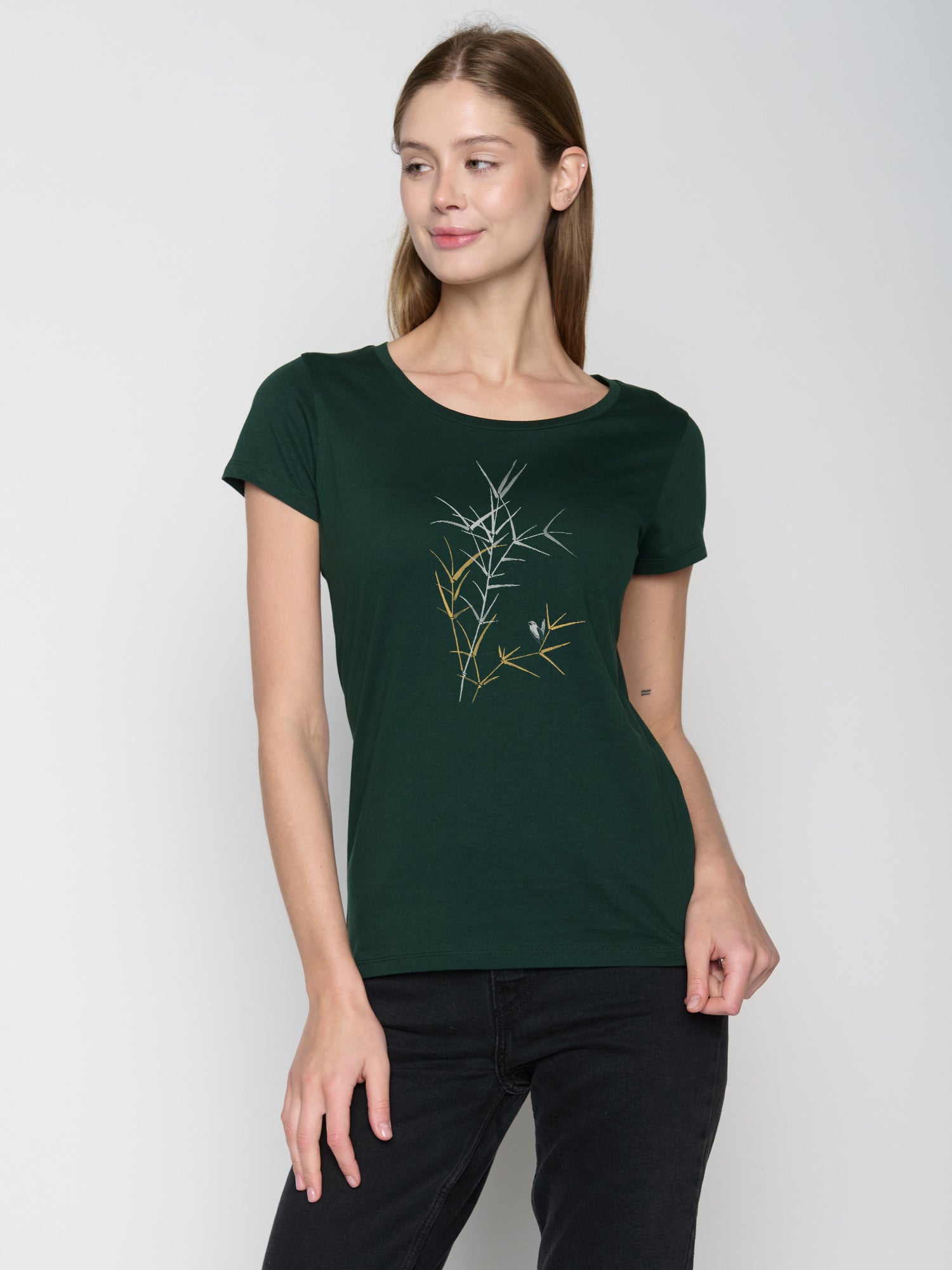 Dark Forest: Sportliches T-Shirt aus Bio-Baumwolle für Damen [22902]