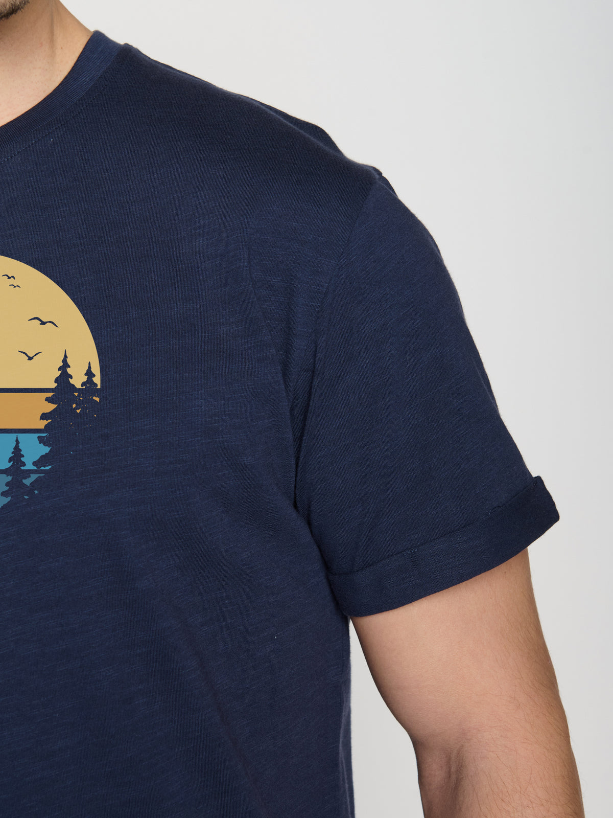 Navy: Lässiges T-Shirt aus Bio-Baumwoll Mix für Herren [22954]