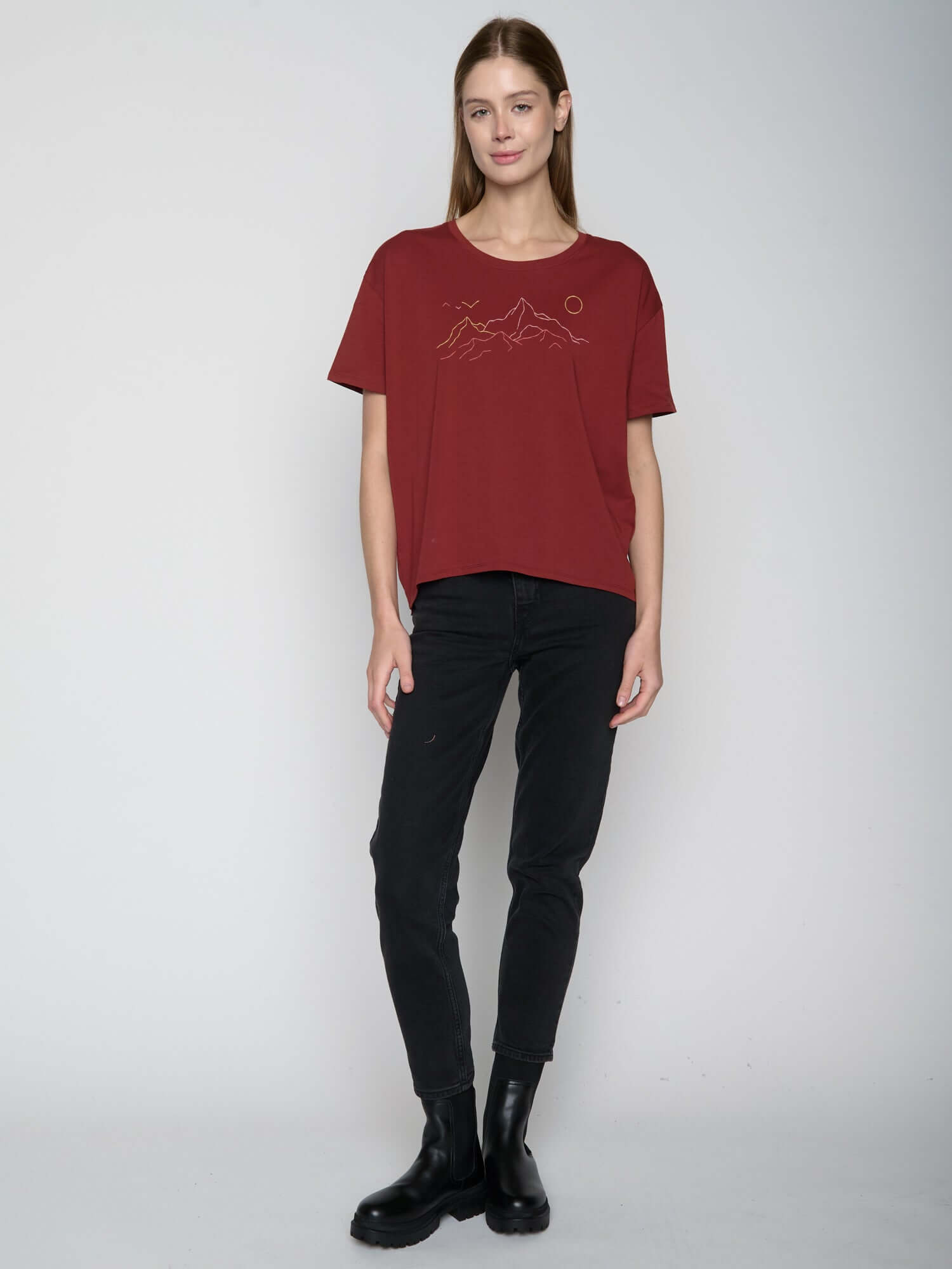 Red Berry: Lässiges T-Shirt aus Bio-Baumwoll-Mix für Damen [22974]