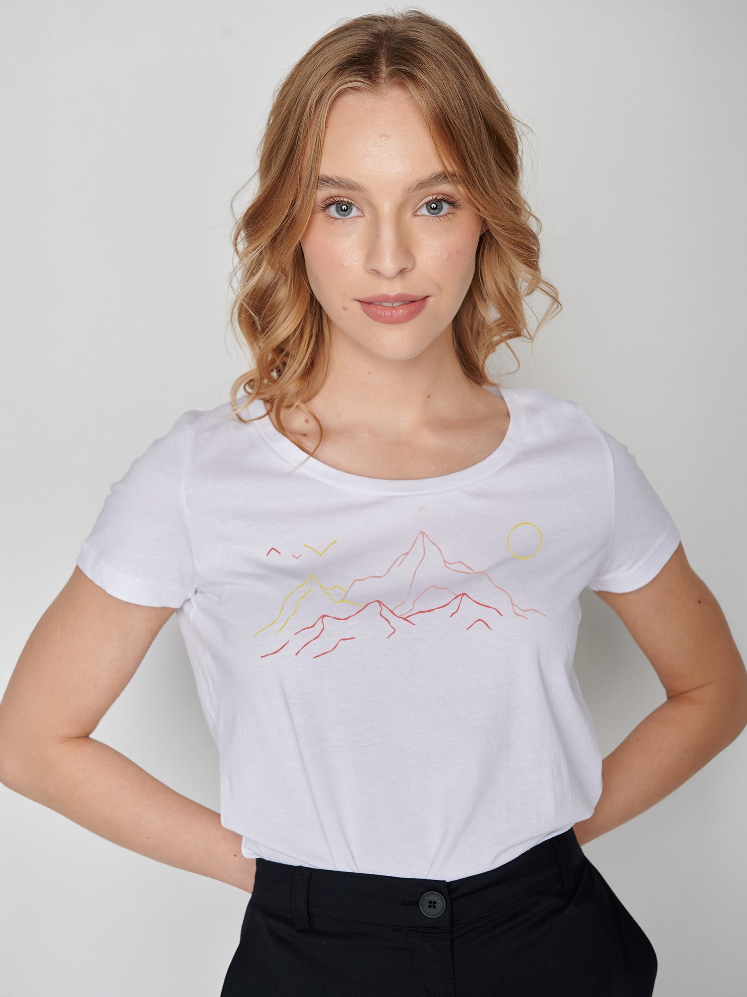 Weiß:  Lässiges T-Shirt aus Bio-Baumwolle für Damen [22983]