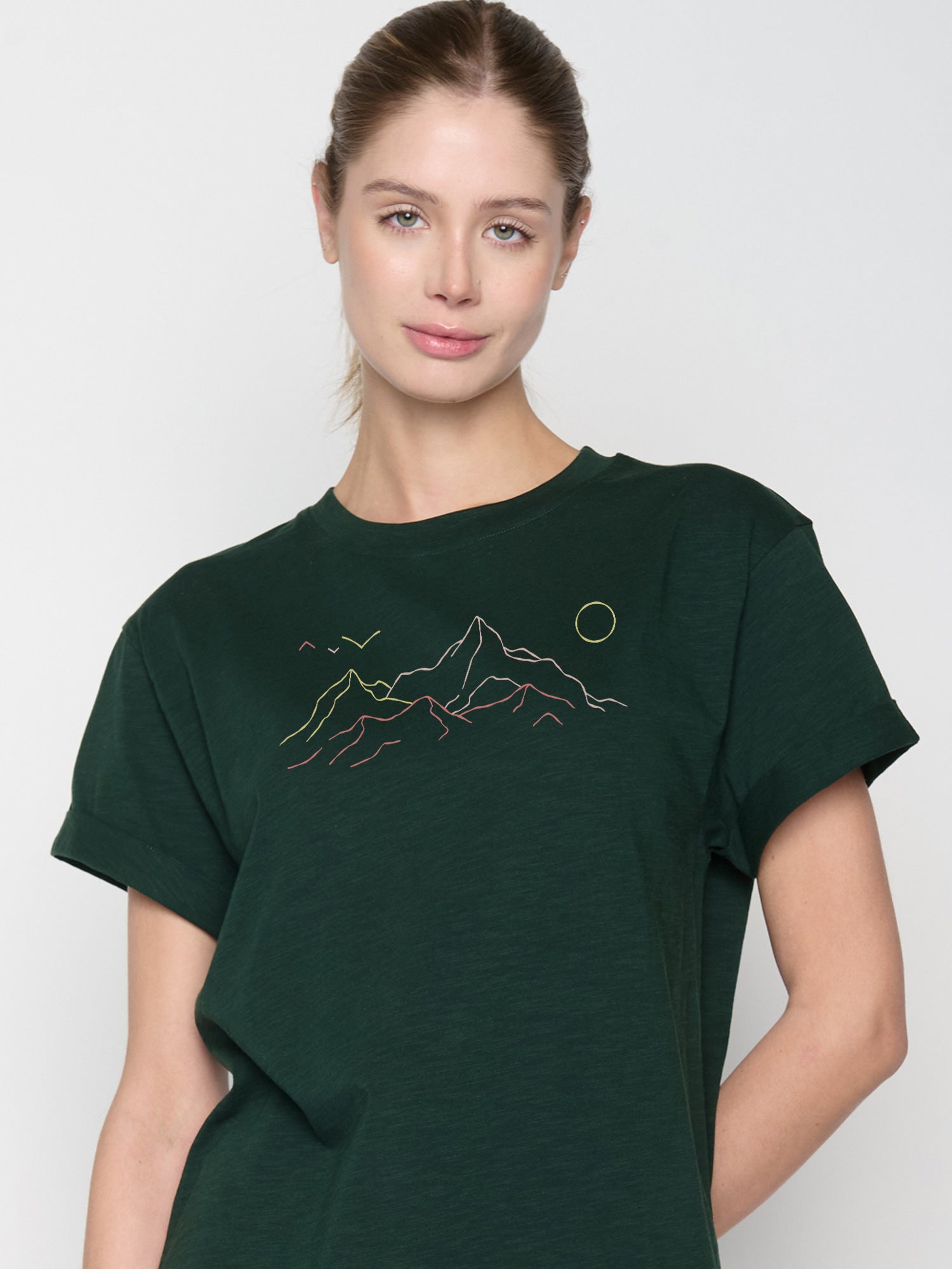 Grün:  Lässiges T-Shirt aus Bio-Baumwolle für Damen [22990]