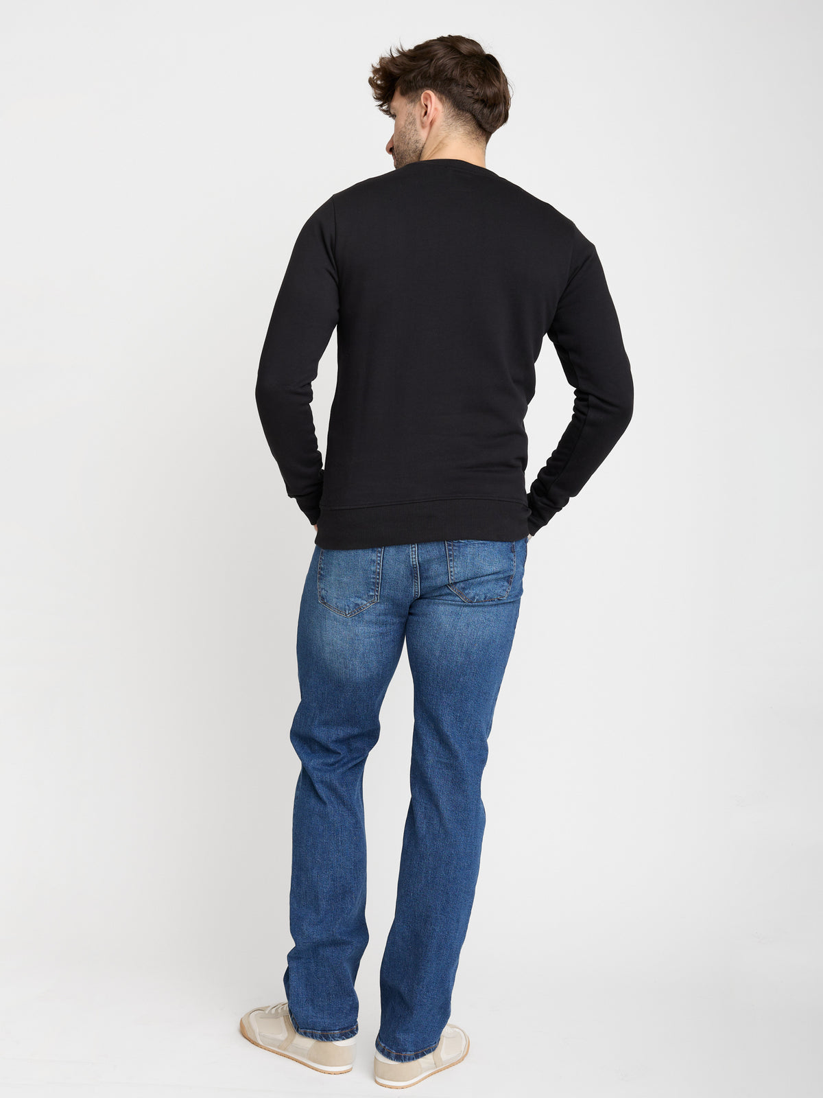 Schwarz:  Gemütliches Sweatshirt aus Bio-Baumwolle für Herren [23015]