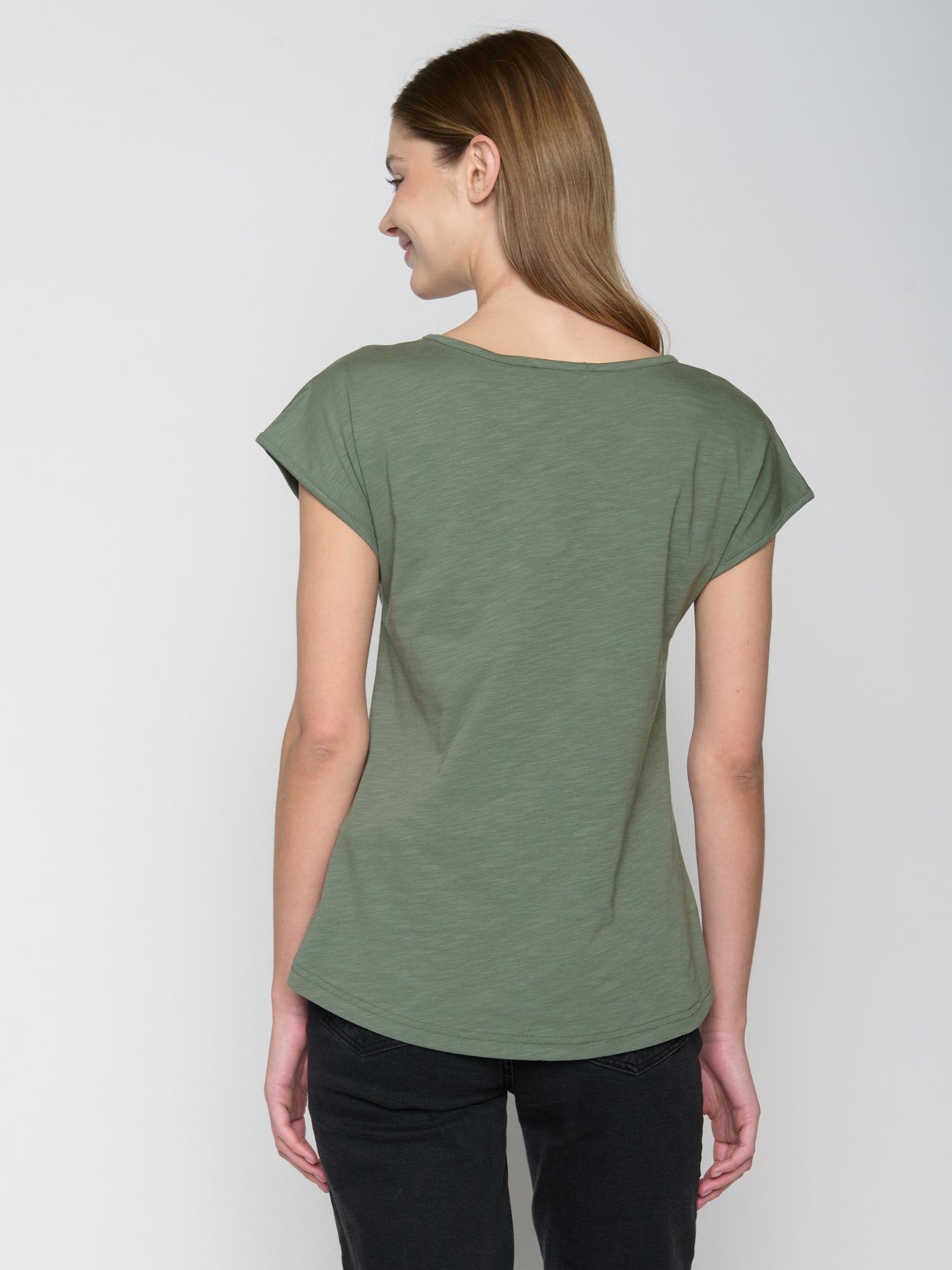 Moos Grey: Lässiges T-Shirt aus Bio-Baumwolle für Damen [23026]