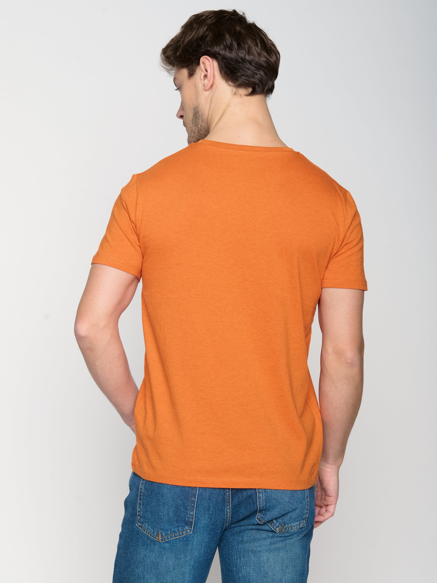 Orang:  Sportliches T-Shirt aus Bio-Baumwolle für Herren [23064]