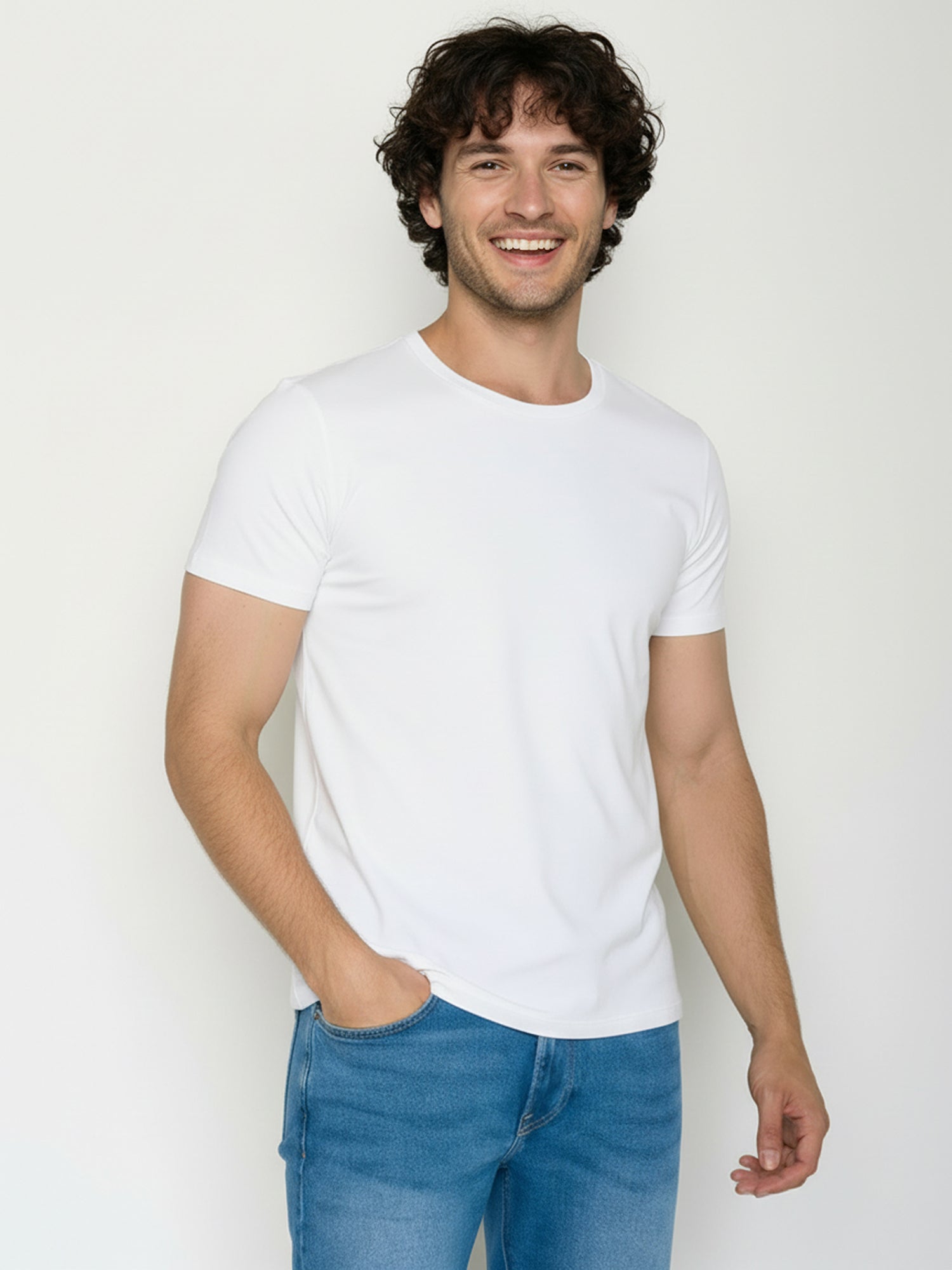 White: Sportliches T-Shirt aus Bio-Baumwolle für Herren [24794]