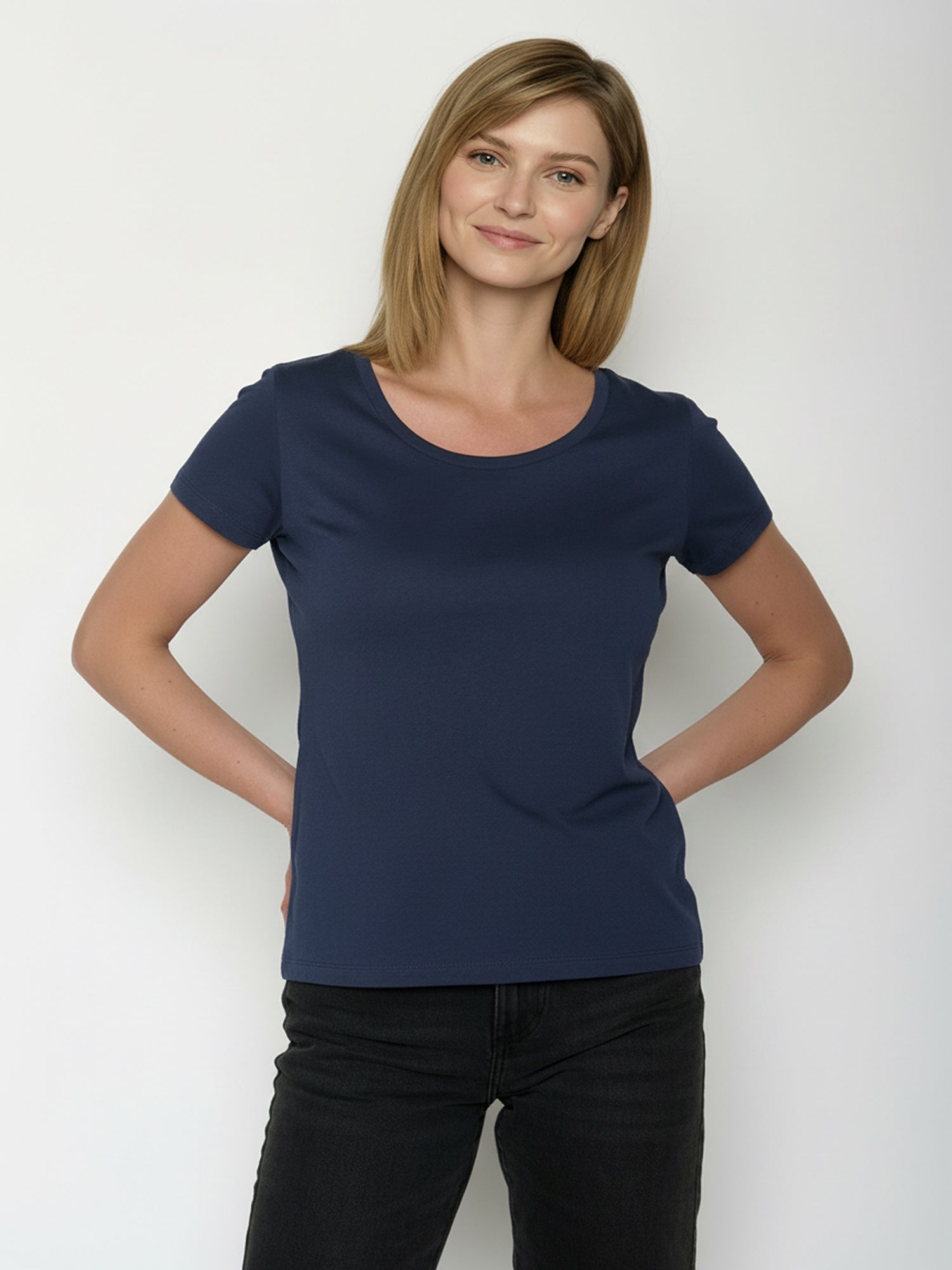 Navy: Sportliches T-Shirt aus Bio-Baumwolle für Damen [24814]