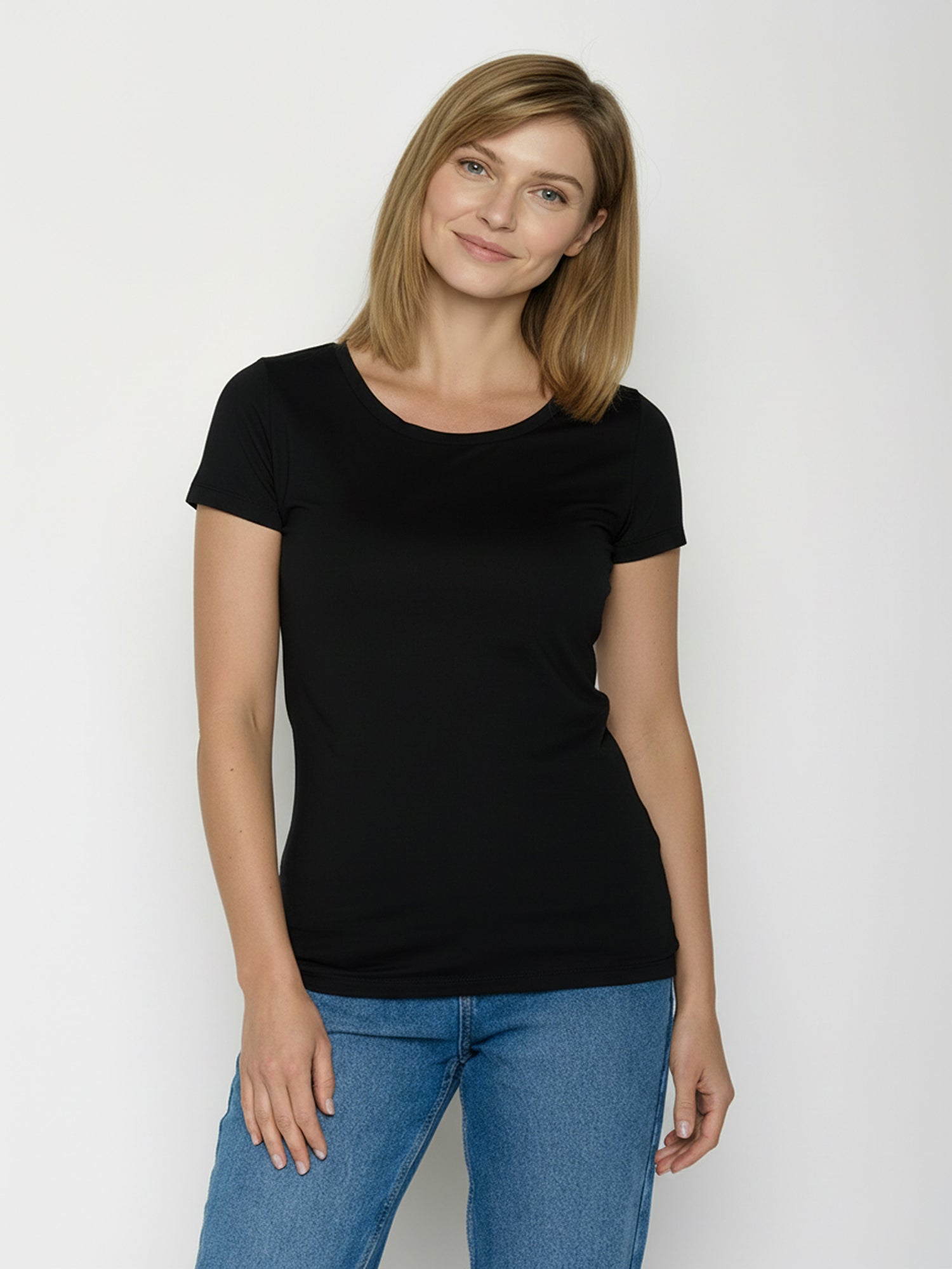 Black: Sportliches T-Shirt aus Bio-Baumwolle für Damen [24839]