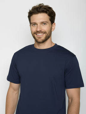 Navy: Lässiges Oversize-T-Shirt aus Bio-Baumwolle für Herren [24895]