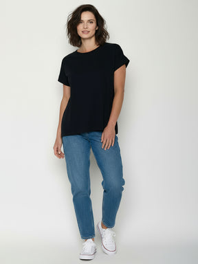 Black: Sportliches T-Shirt aus Bio-Baumwolle mit Rollup Sleeve für Damen [24917]