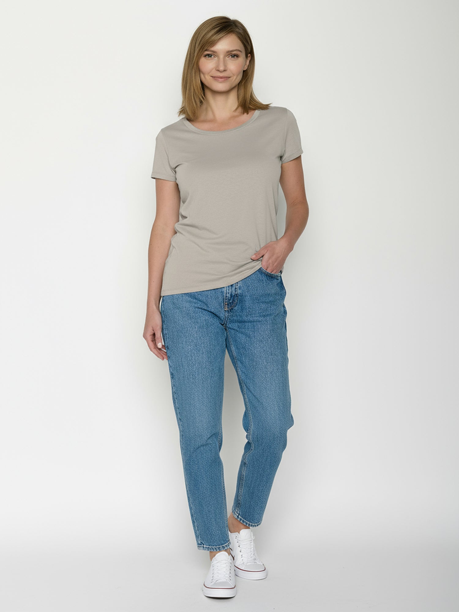 Sandstone: Sportliches T-Shirt aus Bio-Baumwolle für Damen [25007]