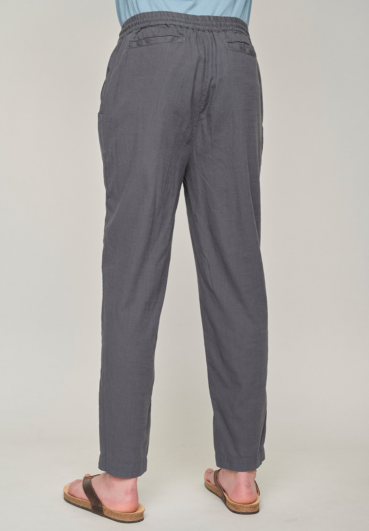 Storm Grey: Lässige Hose aus Bio-Baumwoll Mix für Herren [2287]