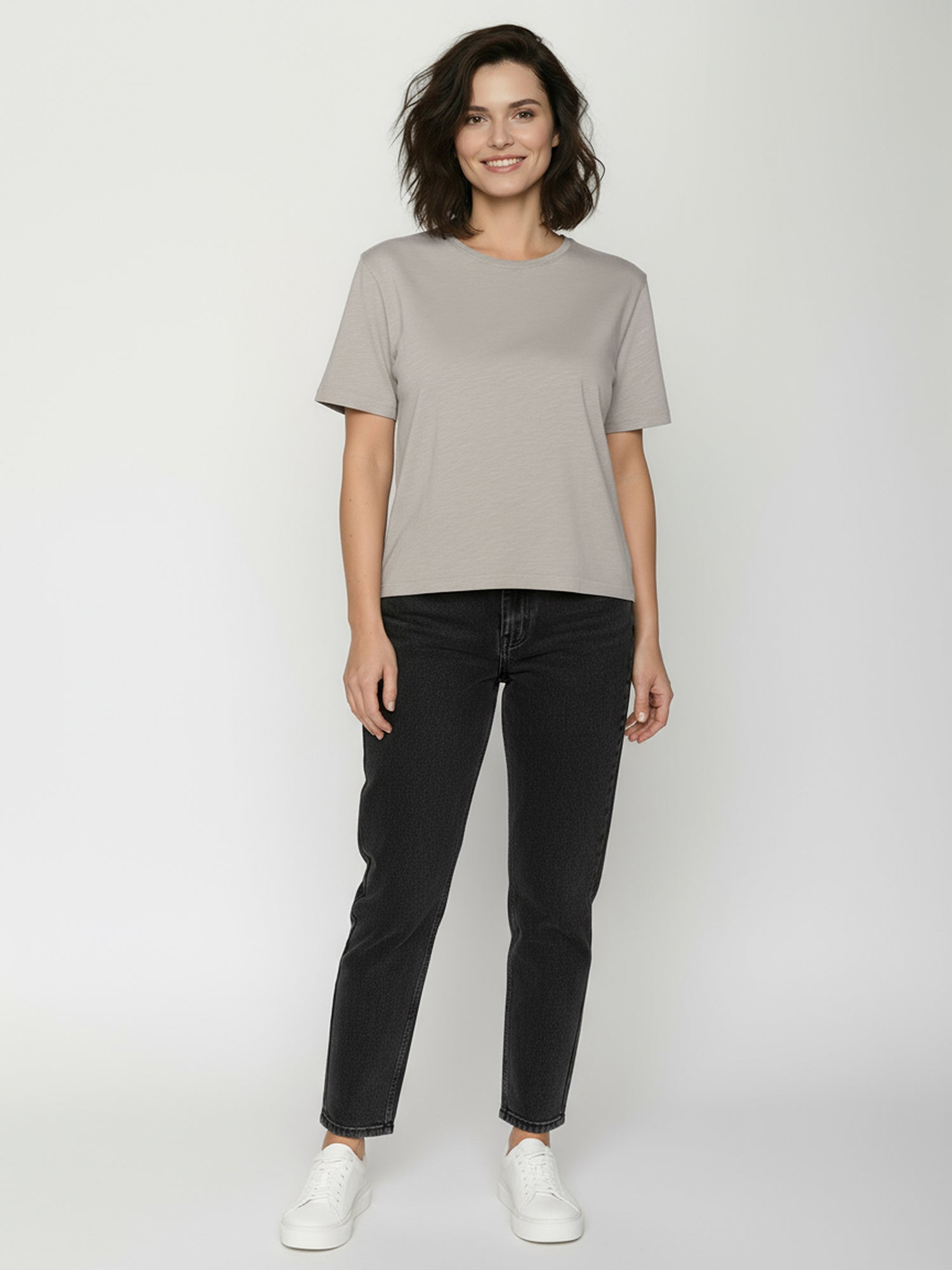 Sandstone: Kastiges T-Shirt aus Bio-Baumwolle für Damen [25057]