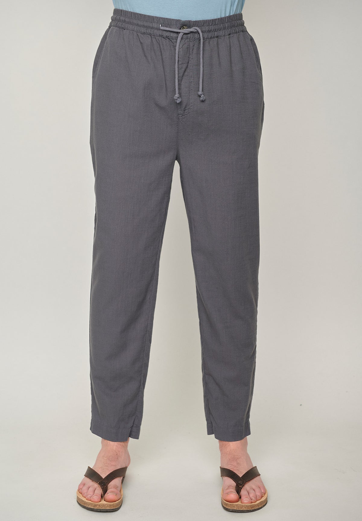 Storm Grey: Lässige Hose aus Bio-Baumwoll Mix für Herren [2290]