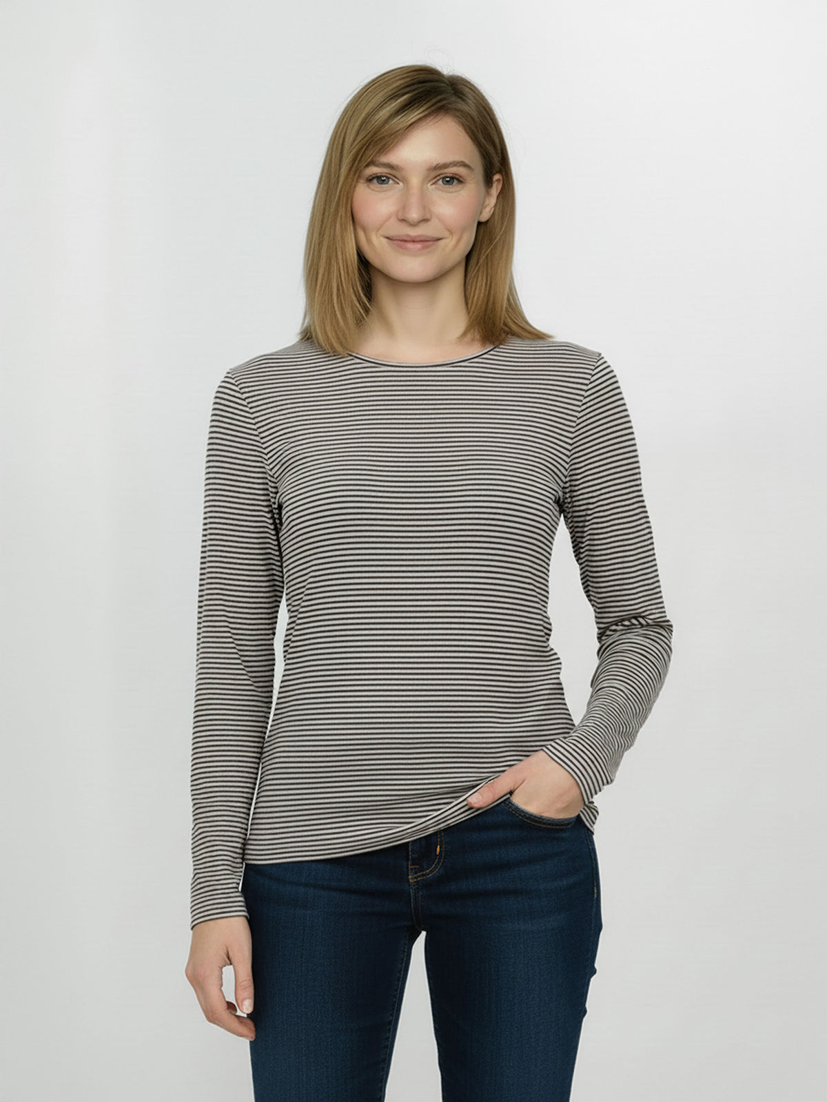 Sandstone Stripes: Sportliches Longsleeve aus Bio-Baumwolle für Damen [25110]