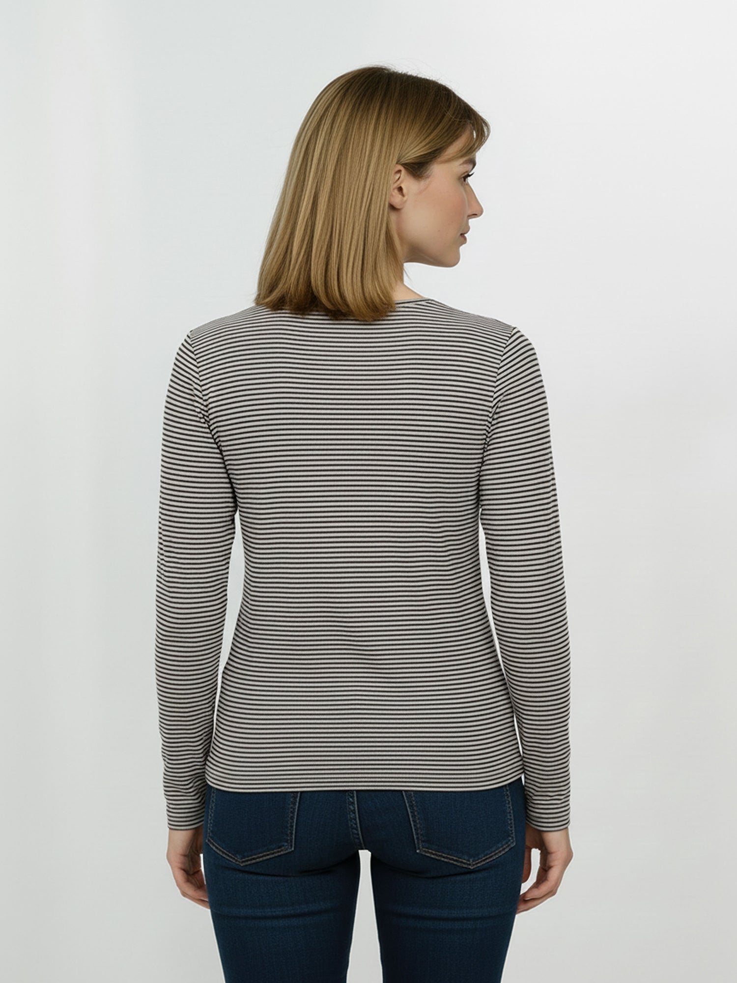 Sandstone Stripes: Sportliches Longsleeve aus Bio-Baumwolle für Damen [25113]