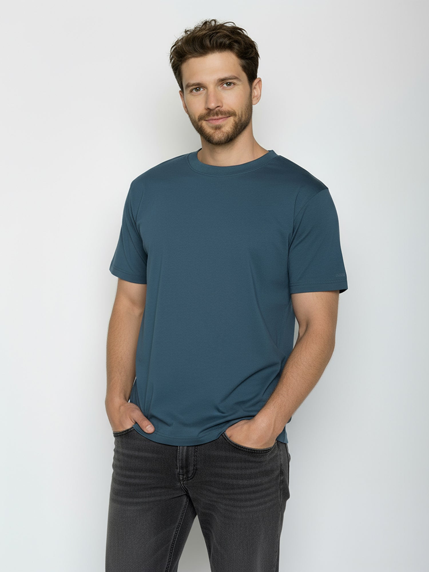 Blue Pine: Lässiges Oversize-T-Shirt aus Bio-Baumwolle für Herren [25140]