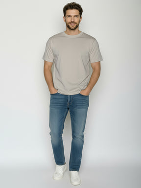 Sandstone: Lässiges Oversize-T-Shirt aus Bio-Baumwolle für Herren [25152]