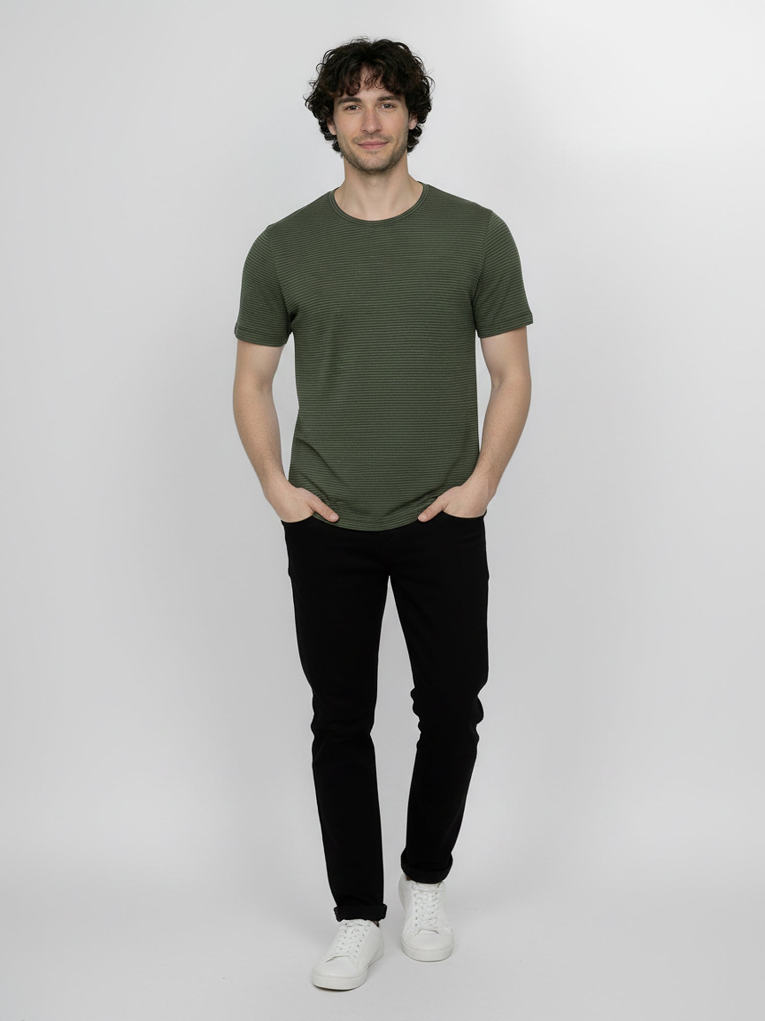 Herb Stripes: Sportliches T-Shirt aus Bio-Baumwolle für Herren [25228]