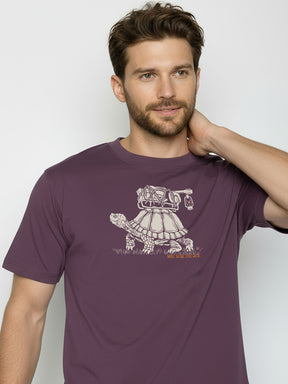 Berry Bark: Lässiges Oversize-T-Shirt aus Bio-Baumwolle für Herren [25877]