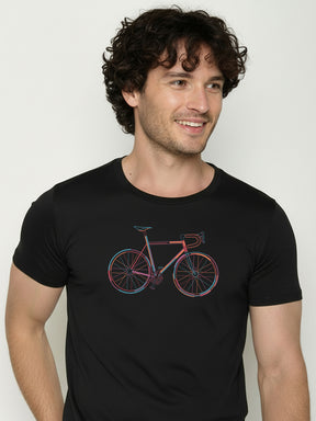Black: Sportliches T-Shirt aus Bio-Baumwolle für Herren [25917]