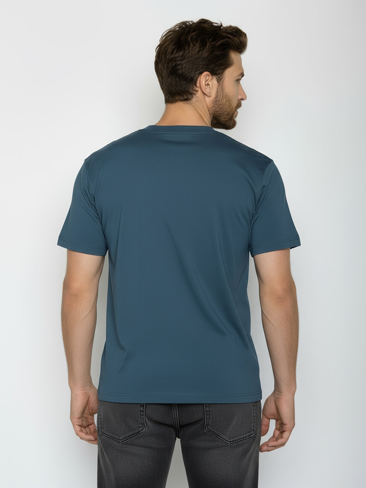 Blue Pine: Lässiges Oversize-T-Shirt aus Bio-Baumwolle für Herren [25965]