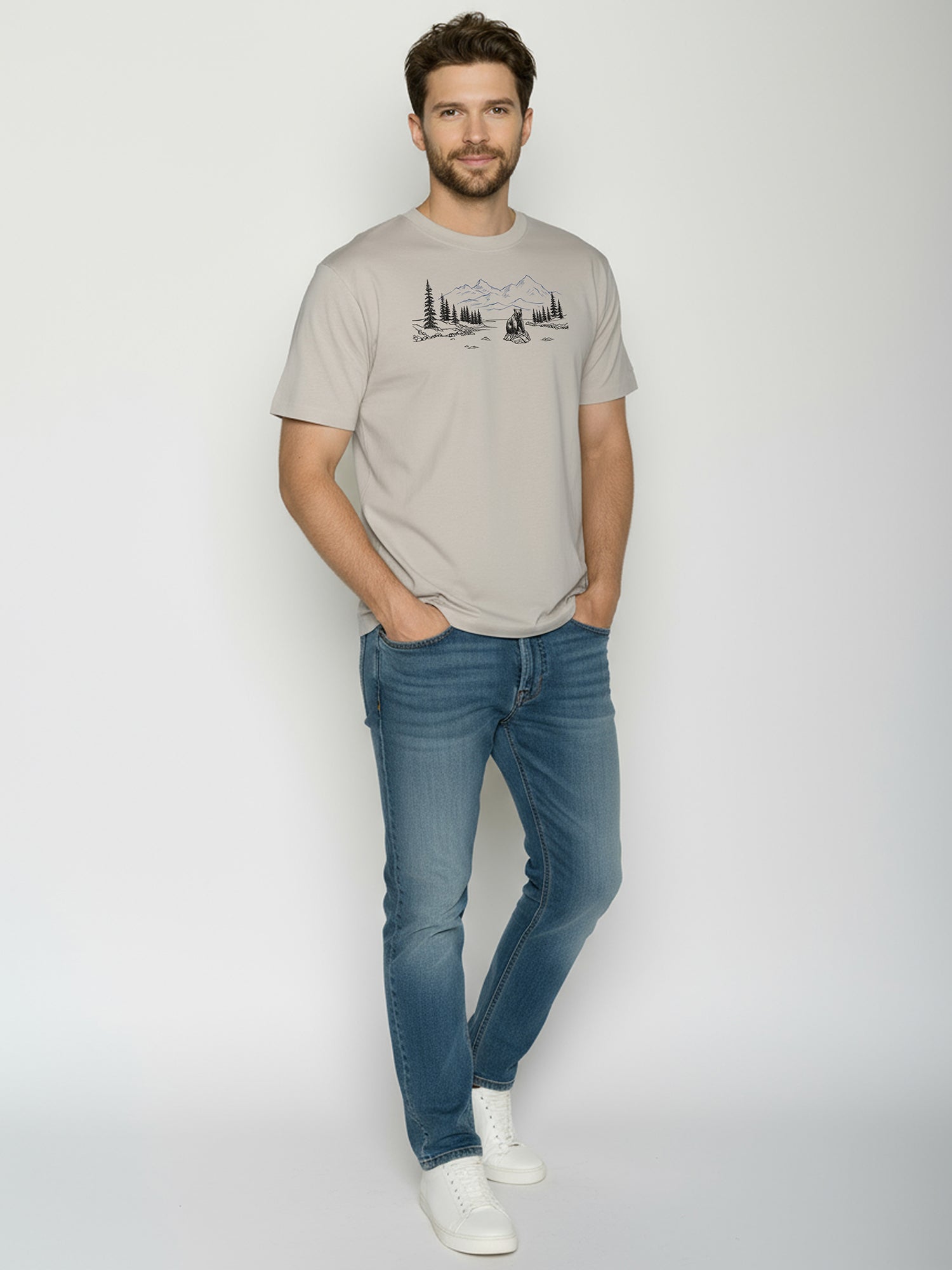 Sandstone: Lässiges Oversize-T-Shirt aus Bio-Baumwolle für Herren [26073]