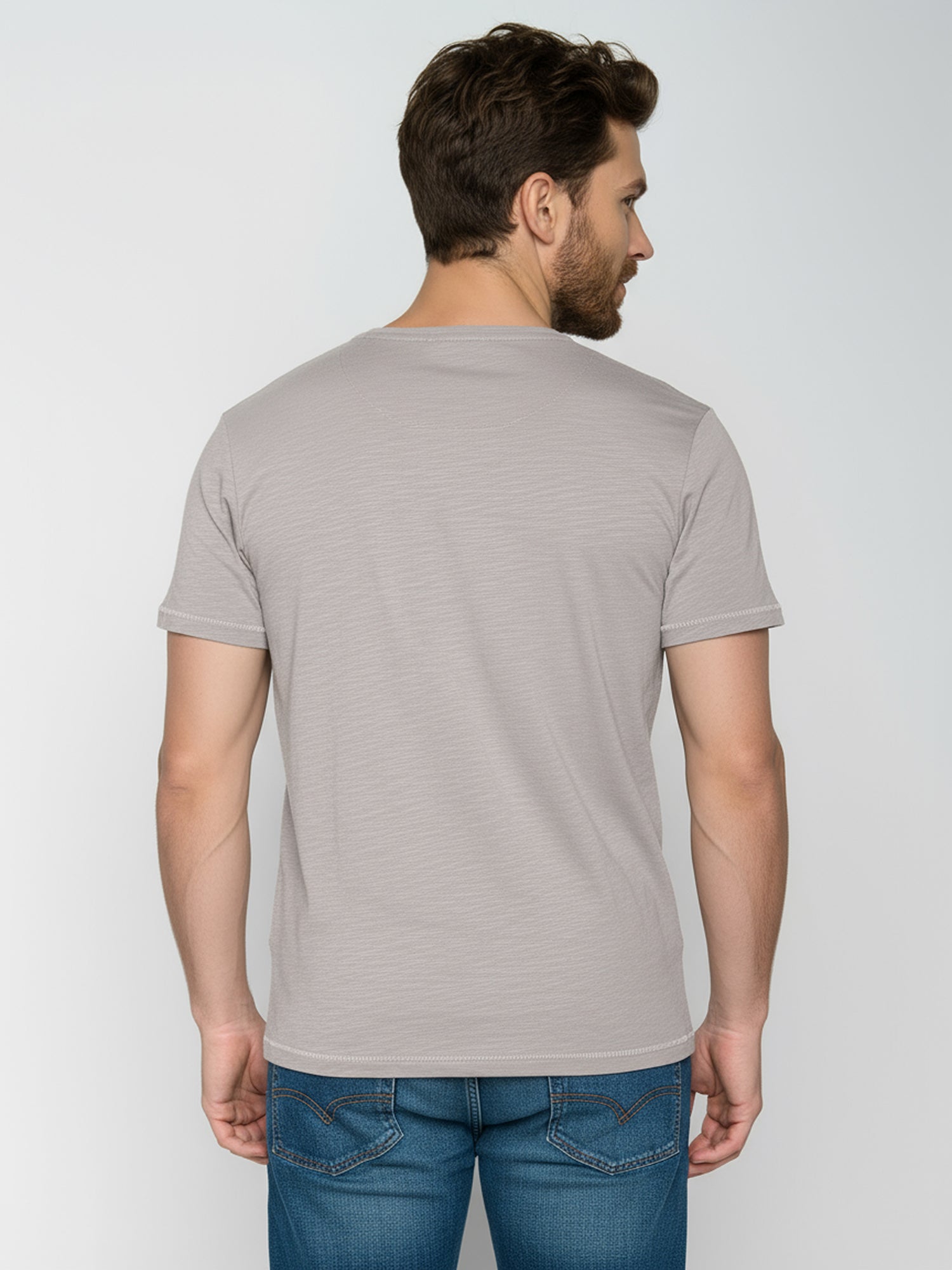 Sandstone: Sportliches T-Shirt aus Bio-Baumwolle für Herren [26111]