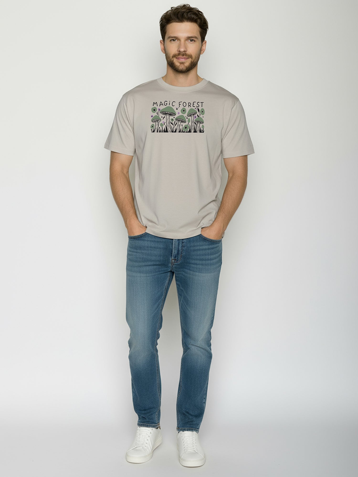 Sandstone: Lässiges Oversize-T-Shirt aus Bio-Baumwolle für Herren [26130]