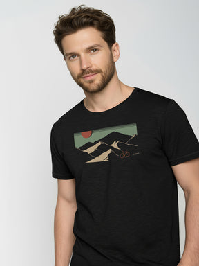 Black: Sportliches T-Shirt aus Bio-Baumwolle für Herren [26155]