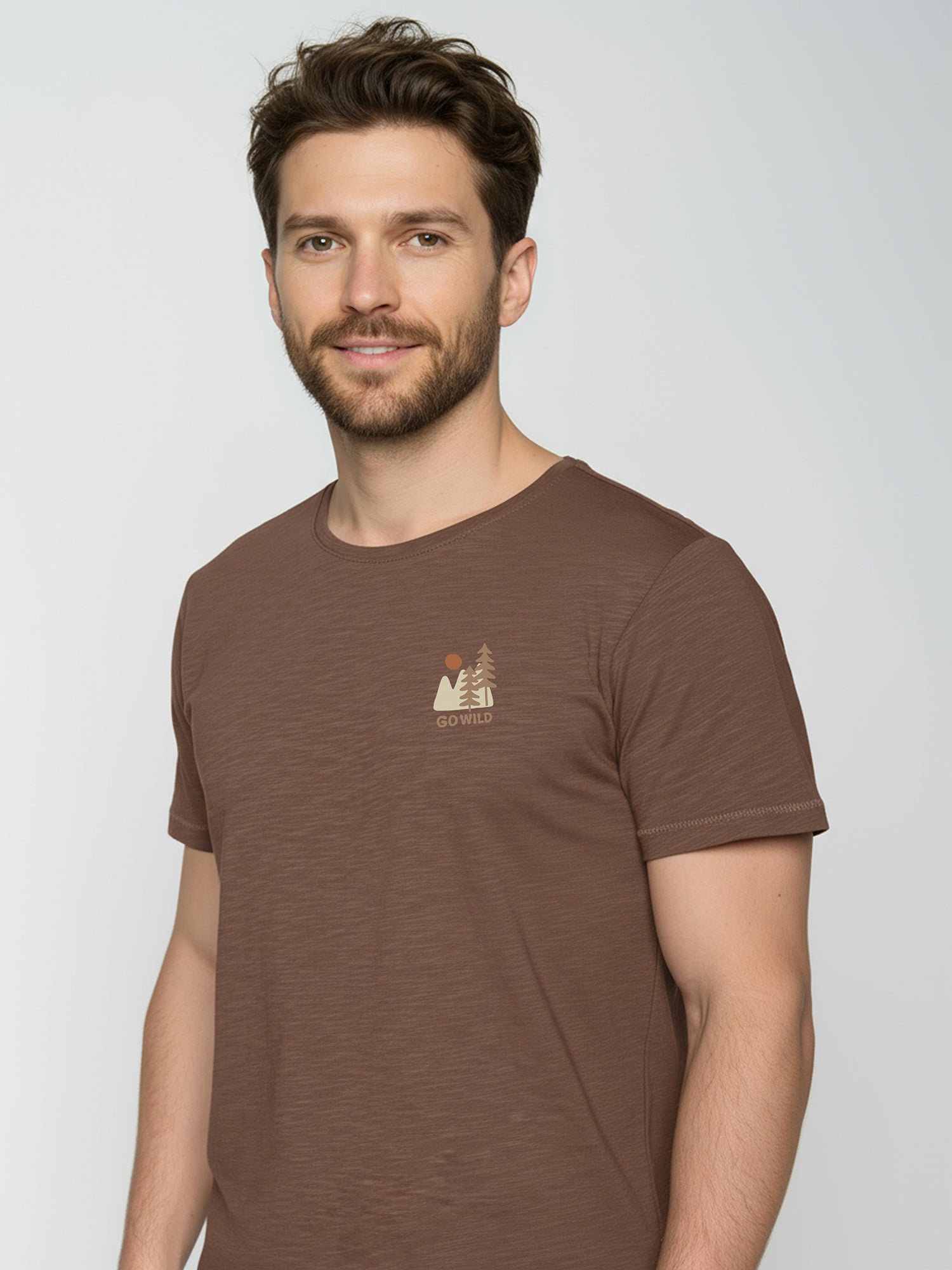 Earth Wood: Sportliches T-Shirt aus Bio-Baumwolle für Herren [26225]