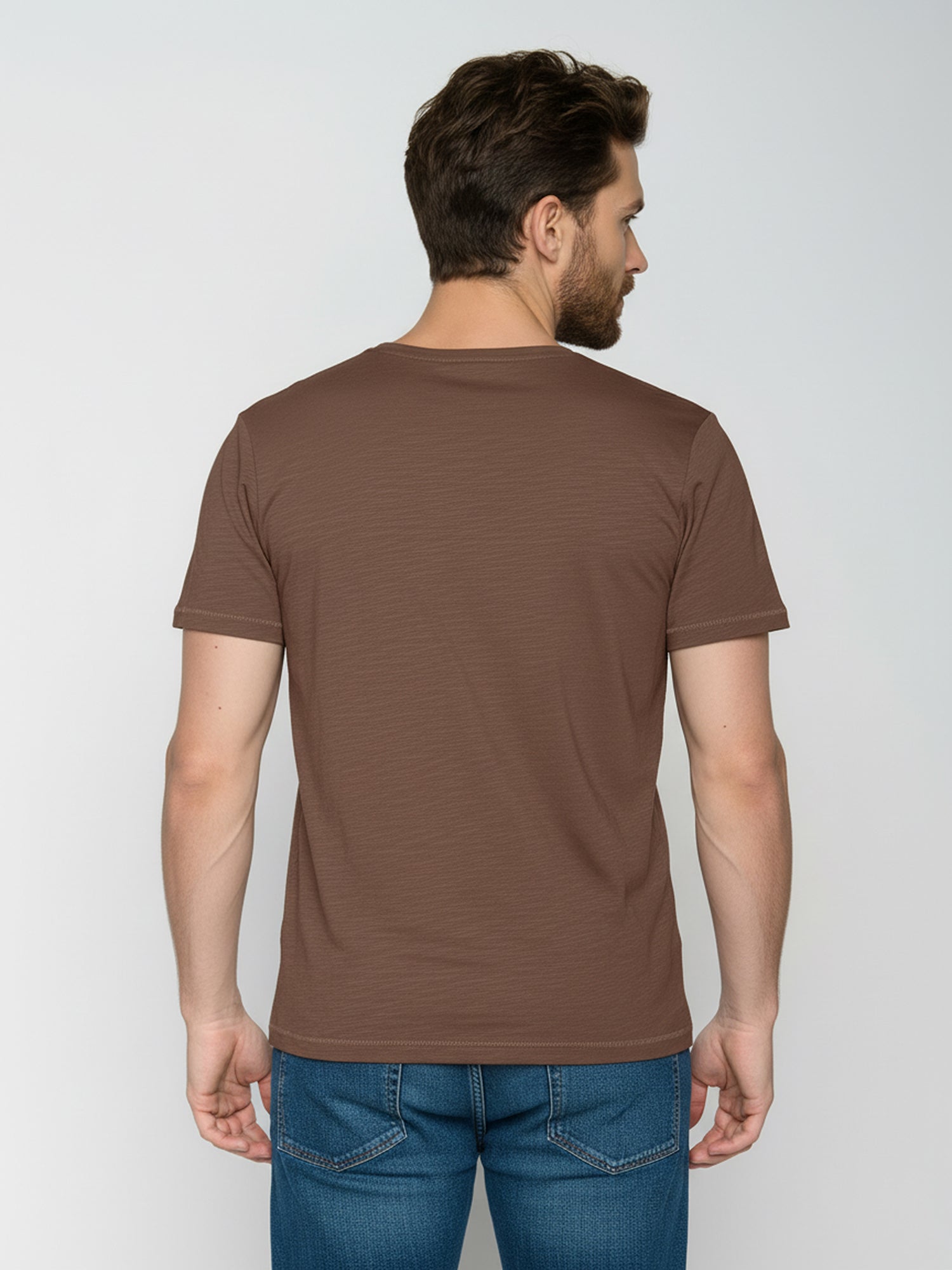Earth Wood: Sportliches T-Shirt aus Bio-Baumwolle für Herren [26227]