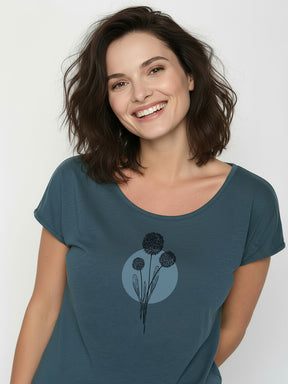 Ash Blue: Lässiges T-Shirt aus Bio-Baumwolle für Damen [26345]
