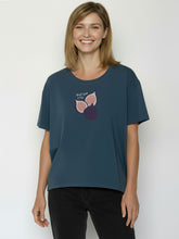 Ash Blue: Lässiges T-Shirt aus Bio-Baumwoll-Mix für Damen [26424]