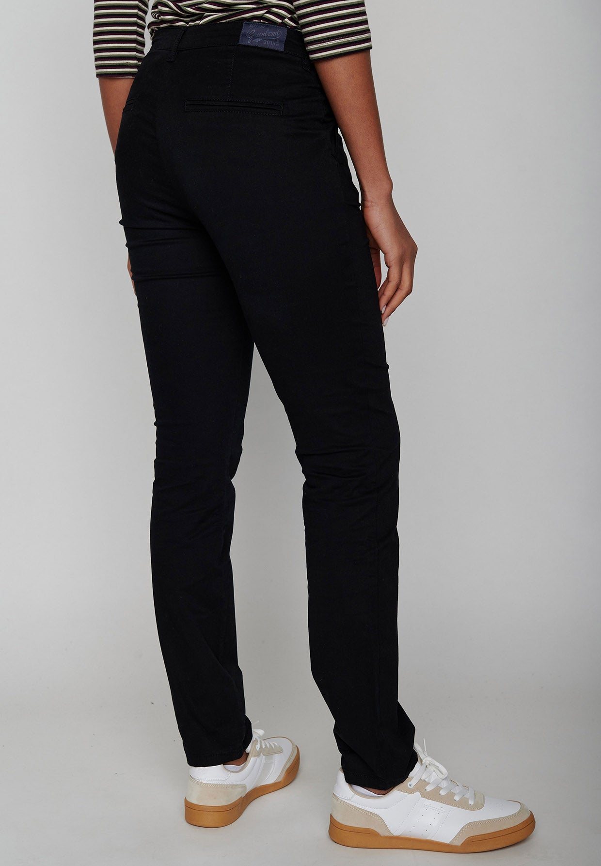 Schwarz:  Gemütliche Chino aus Bio-Baumwoll Mix für Damen [2510]