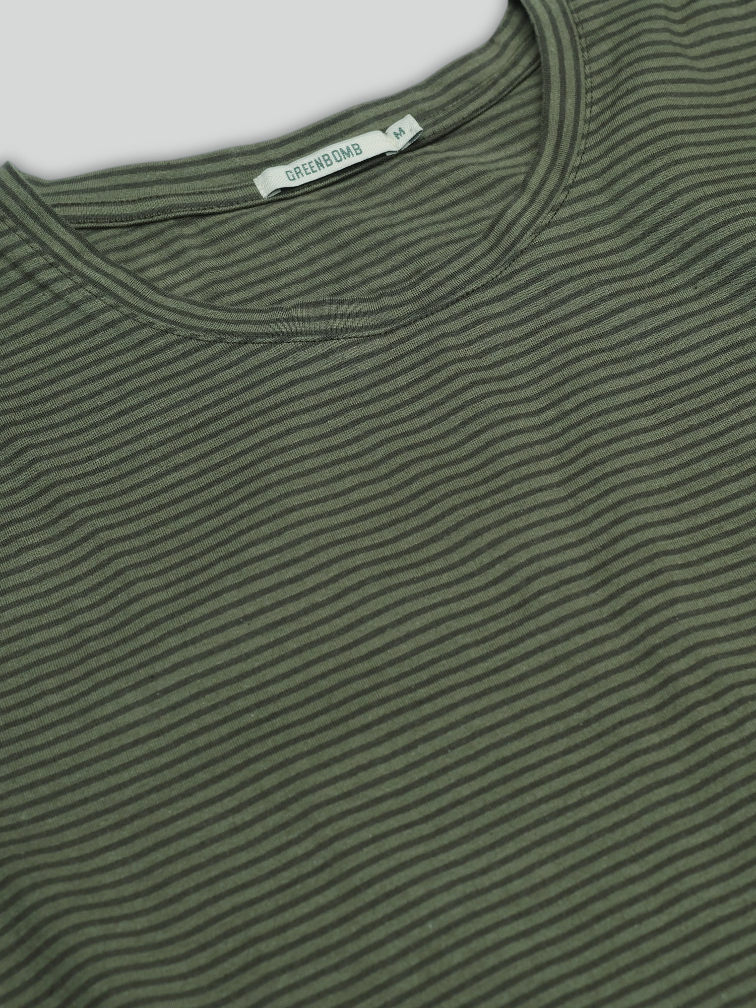 Herb Stripes: Sportliches T-Shirt aus Bio-Baumwolle für Herren [27047]